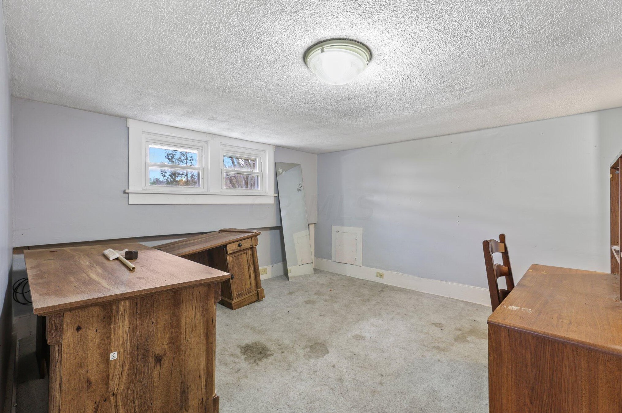 713 Grace Ave, Coshocton OH  43812-1017 exterior