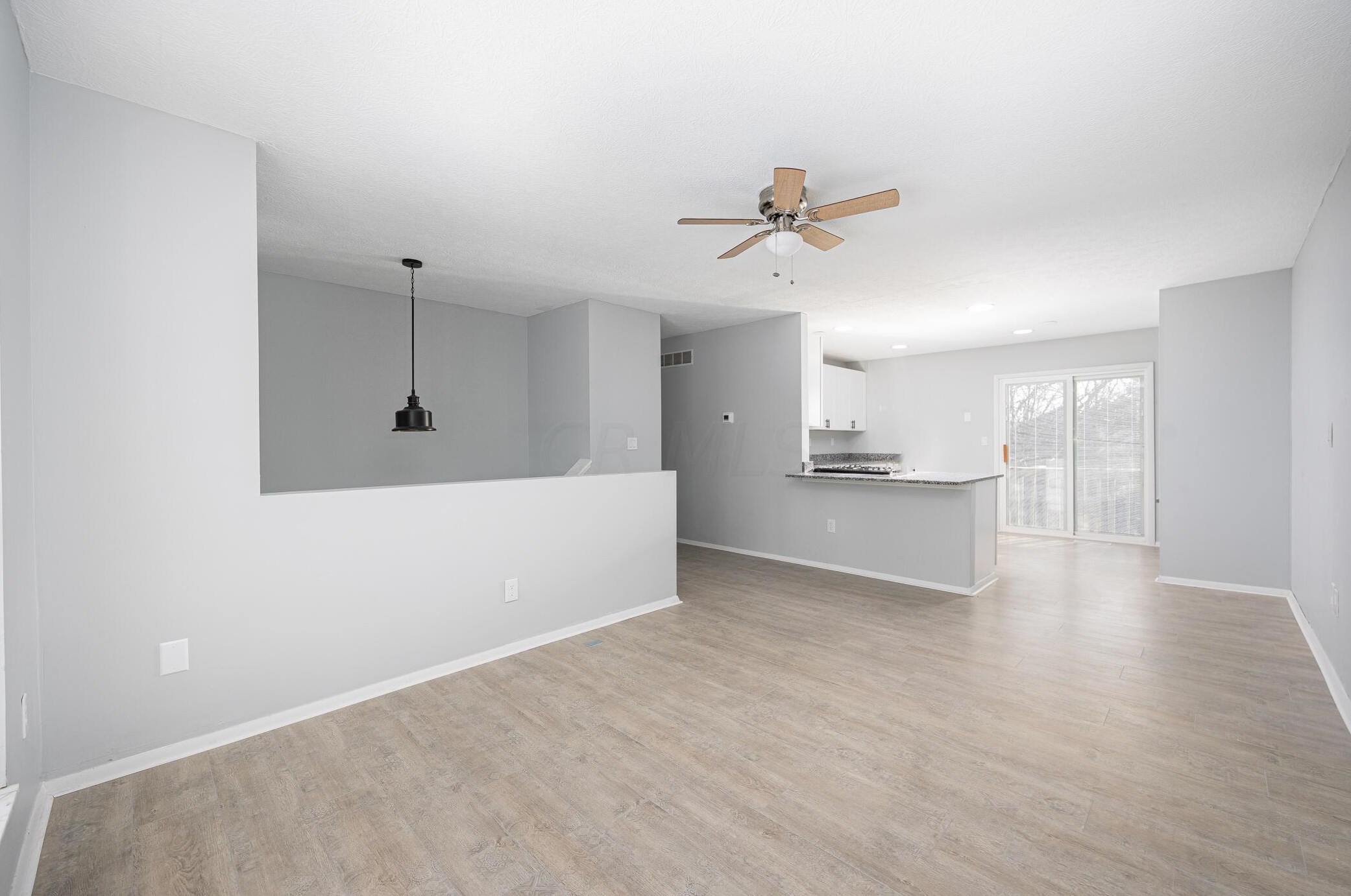 4066 Acres Dr, Columbus OH  43207-4639 exterior