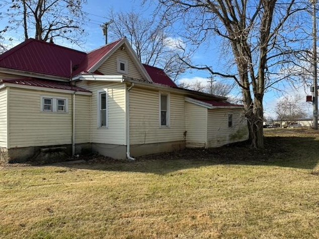 217 Mulberry St, Washington CH, OH 43160