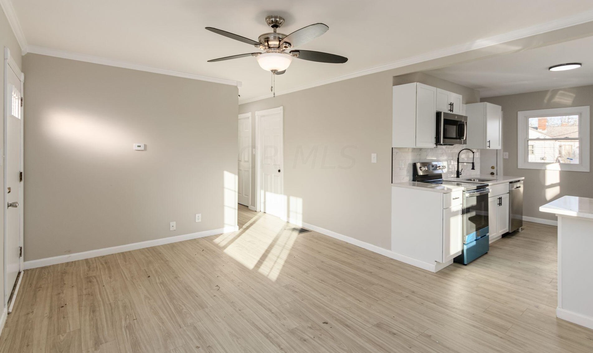 1364 Huy Rd, Columbus OH 43224-3558 exterior