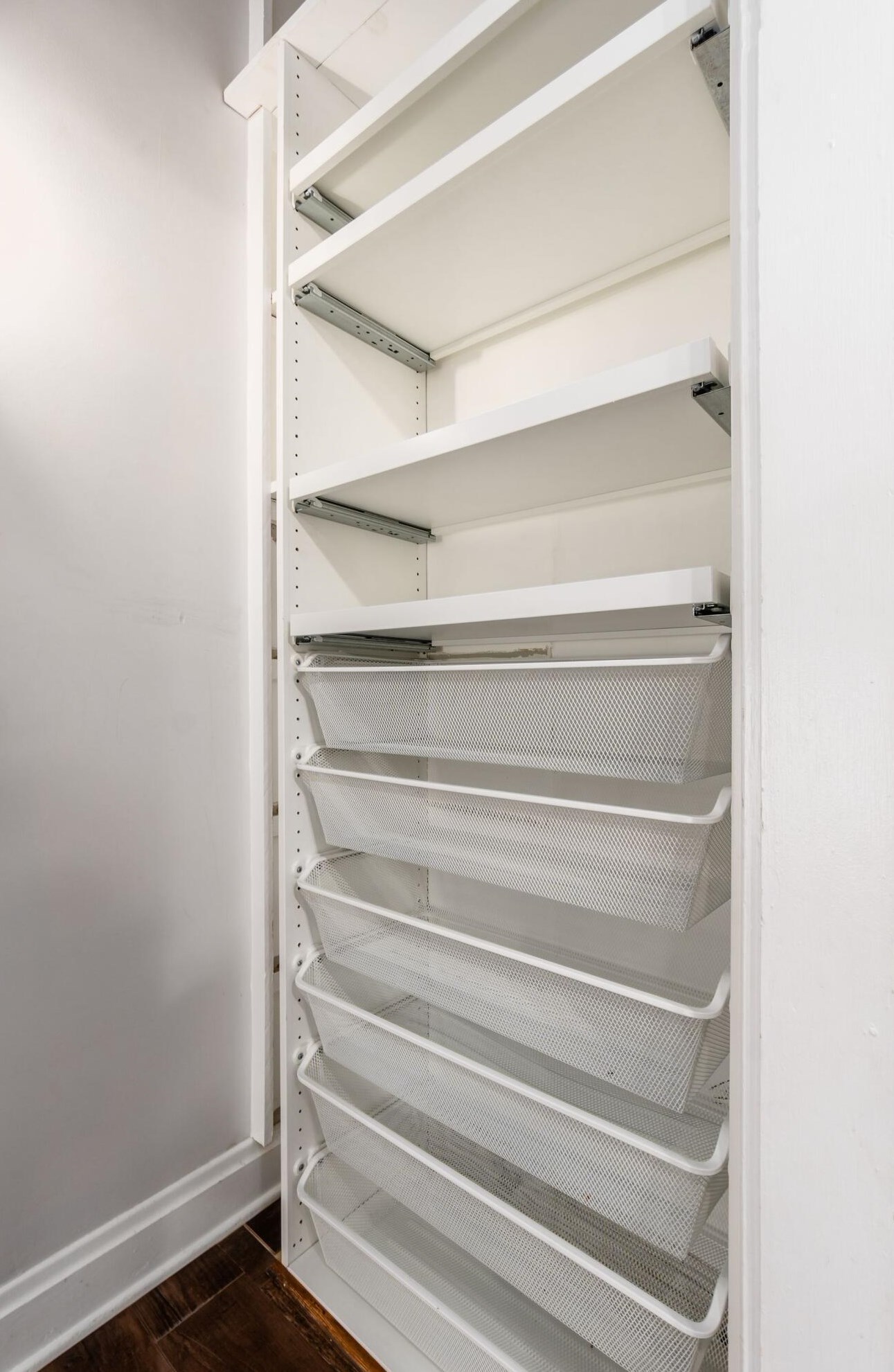 845 Cassingham Rd, Columbus OH  43209-2436 exterior