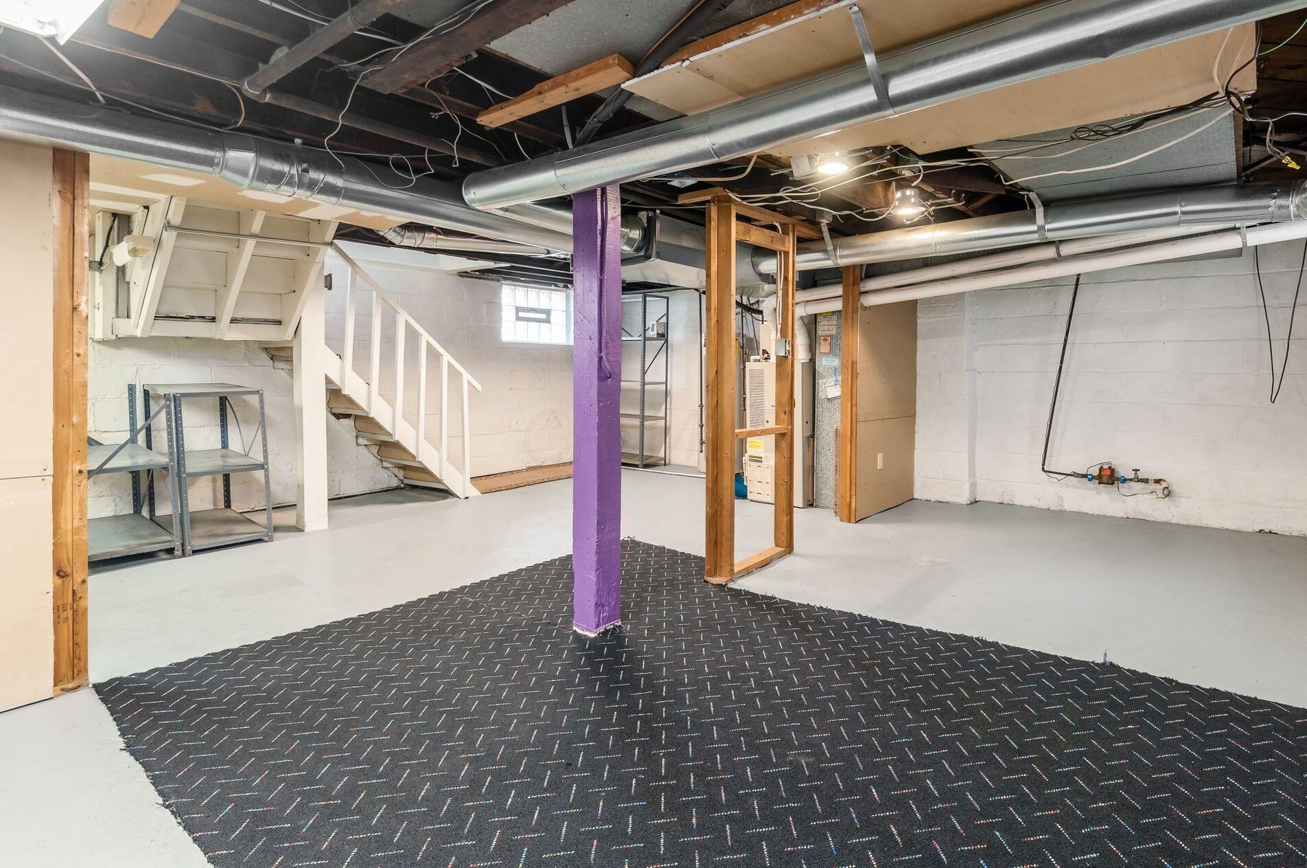 845 Cassingham Rd, Columbus OH  43209-2436 exterior