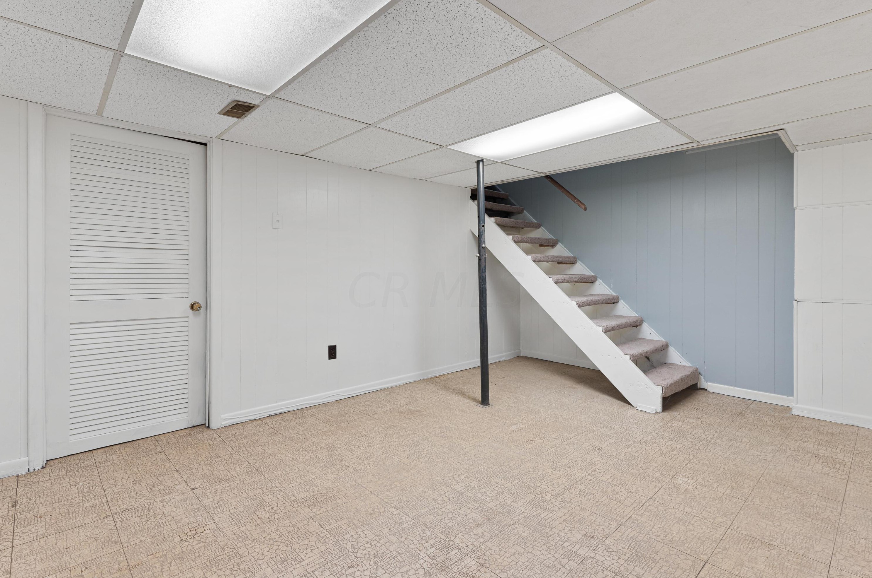 110 Tarryton Ct, Columbus OH 43228-1558 exterior