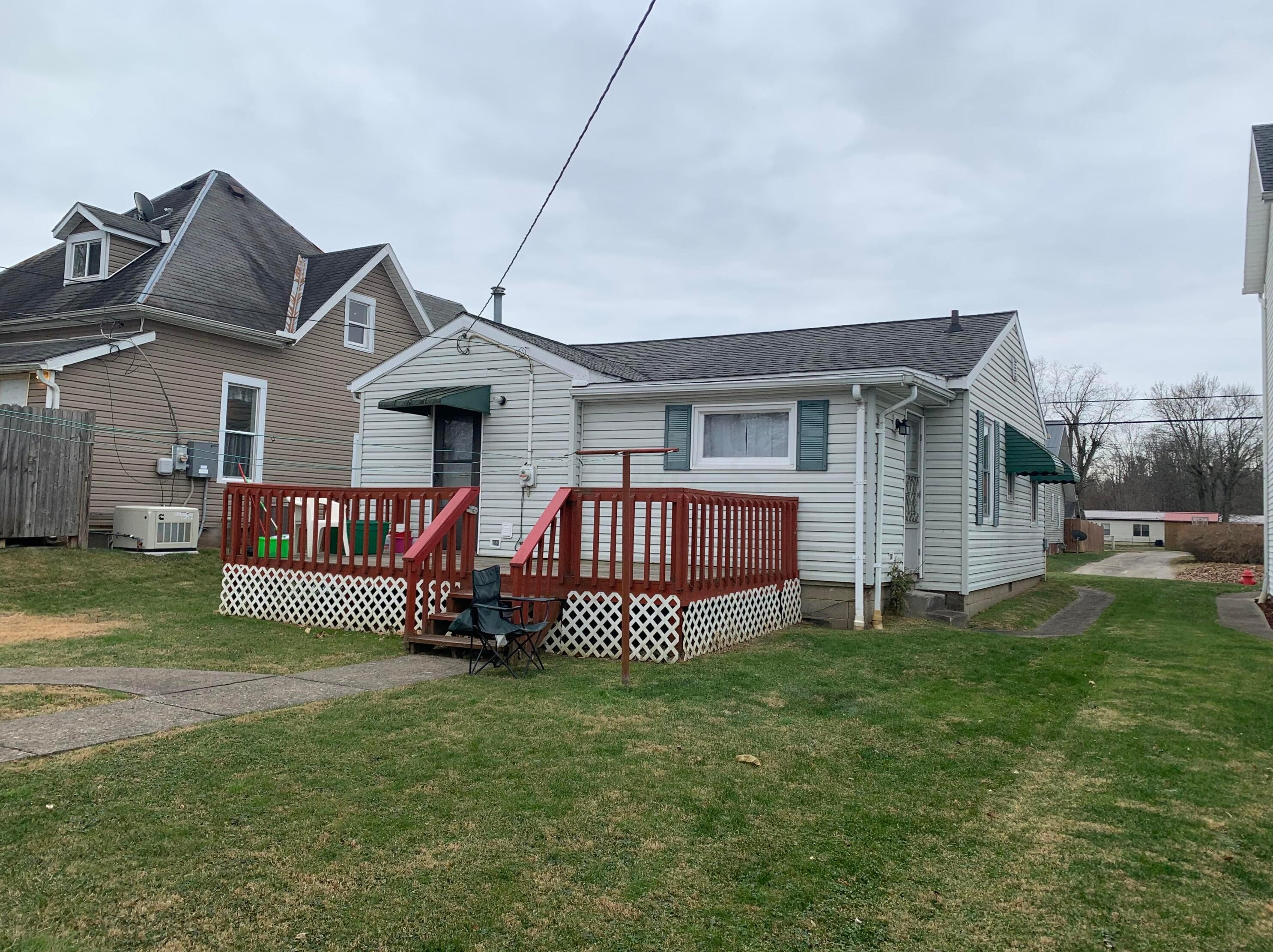 806 W Brown St, New Lexington, OH 43764