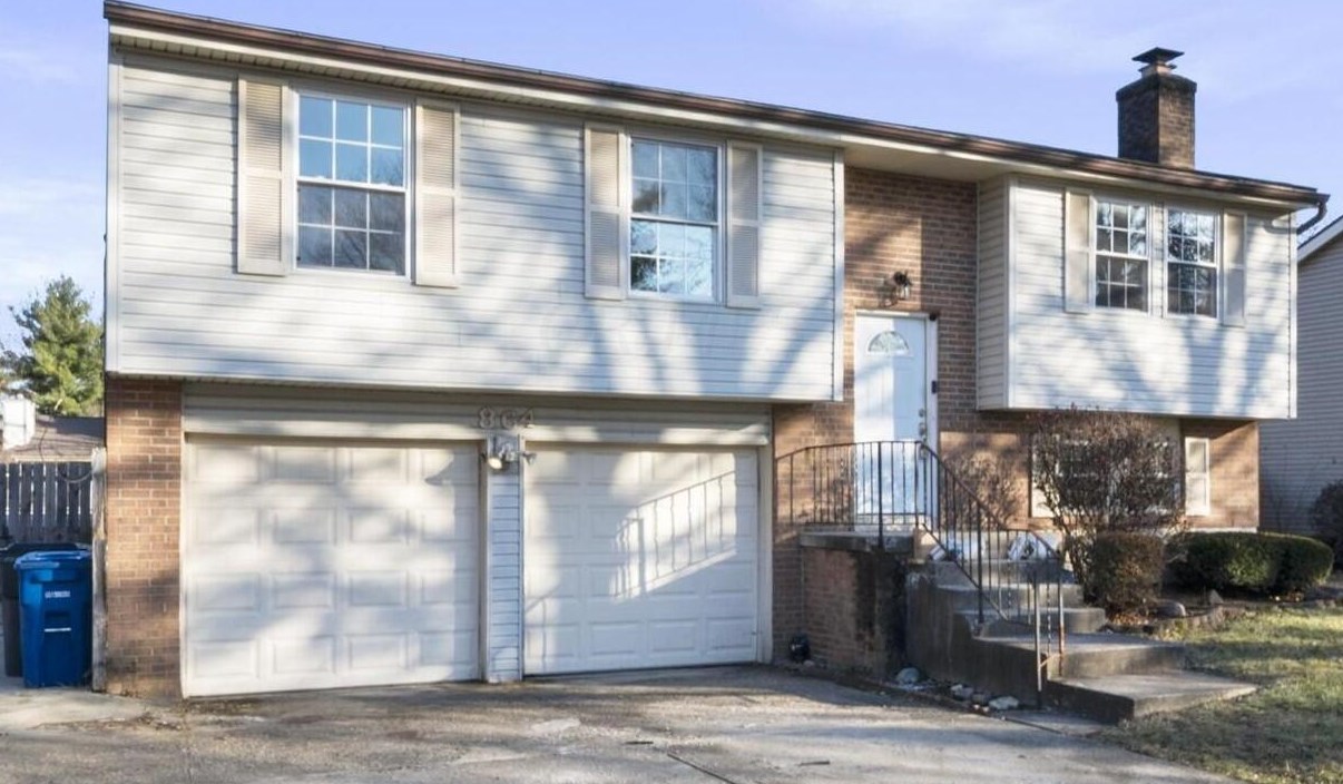 864 Humboldt Dr, Columbus, OH 43230-2055