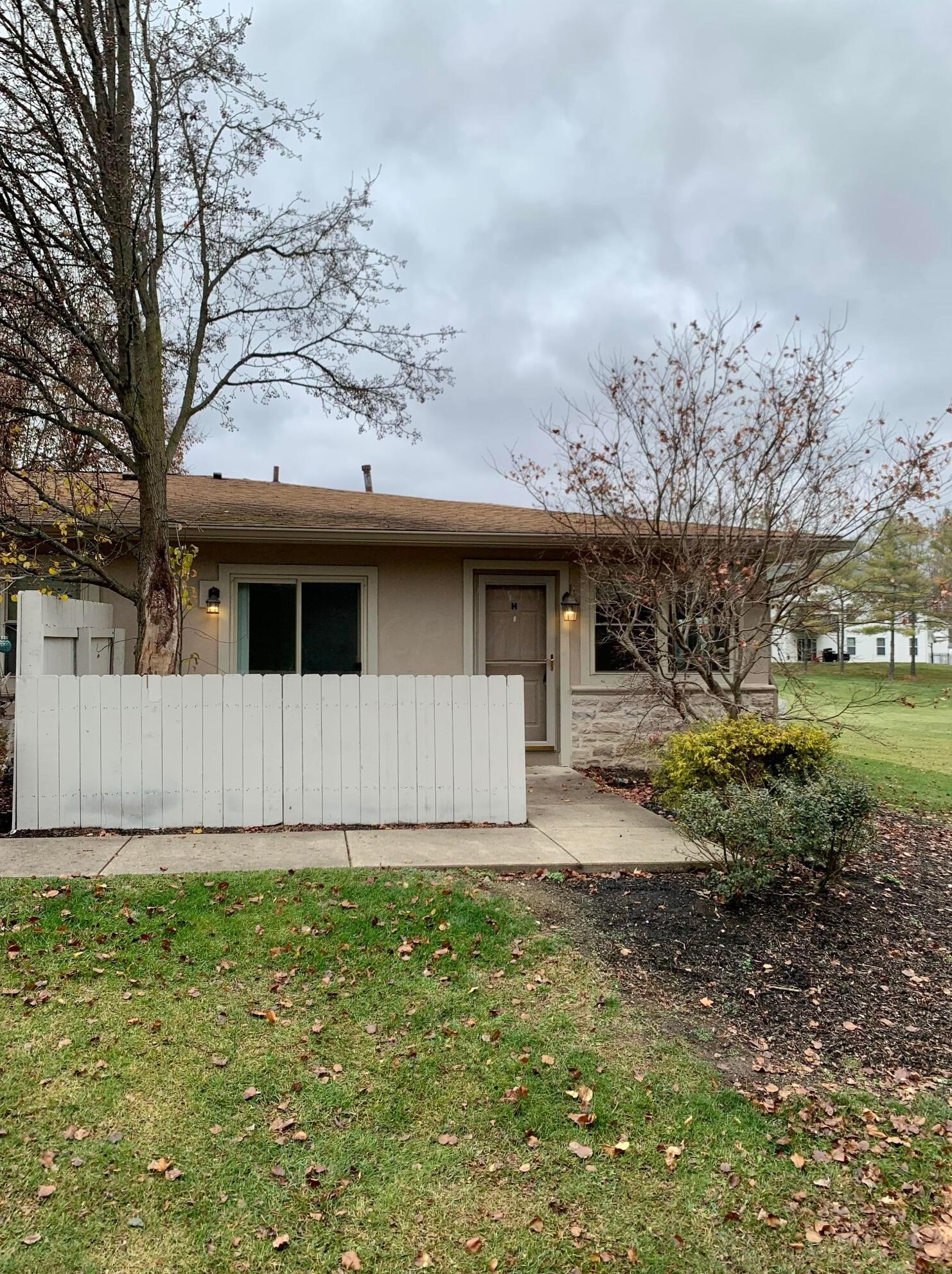 1207 Rivercrest Dr, Delaware, OH 43015-2964