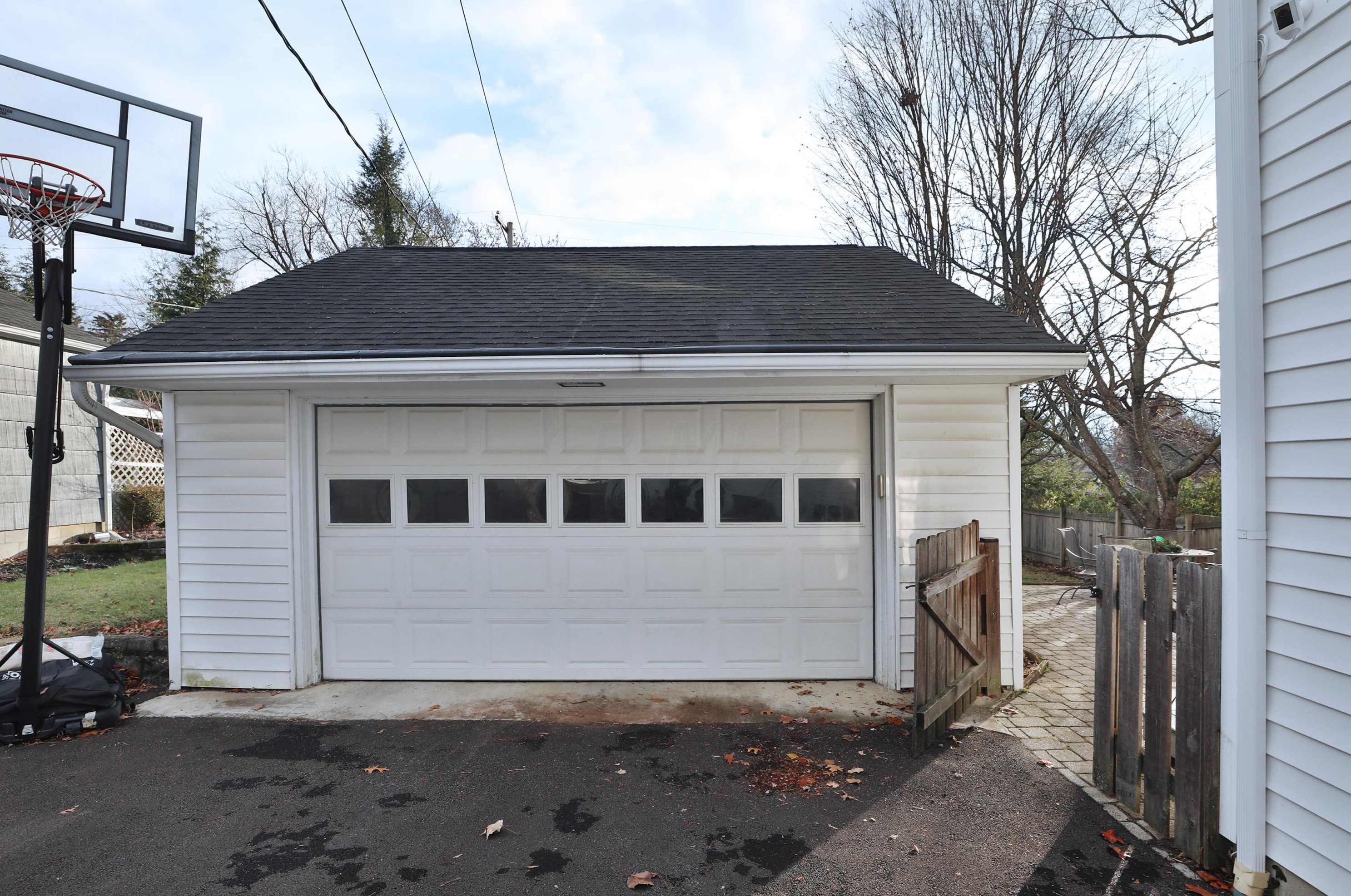 113 Riverglen Dr, Columbus OH 43085-3665 exterior