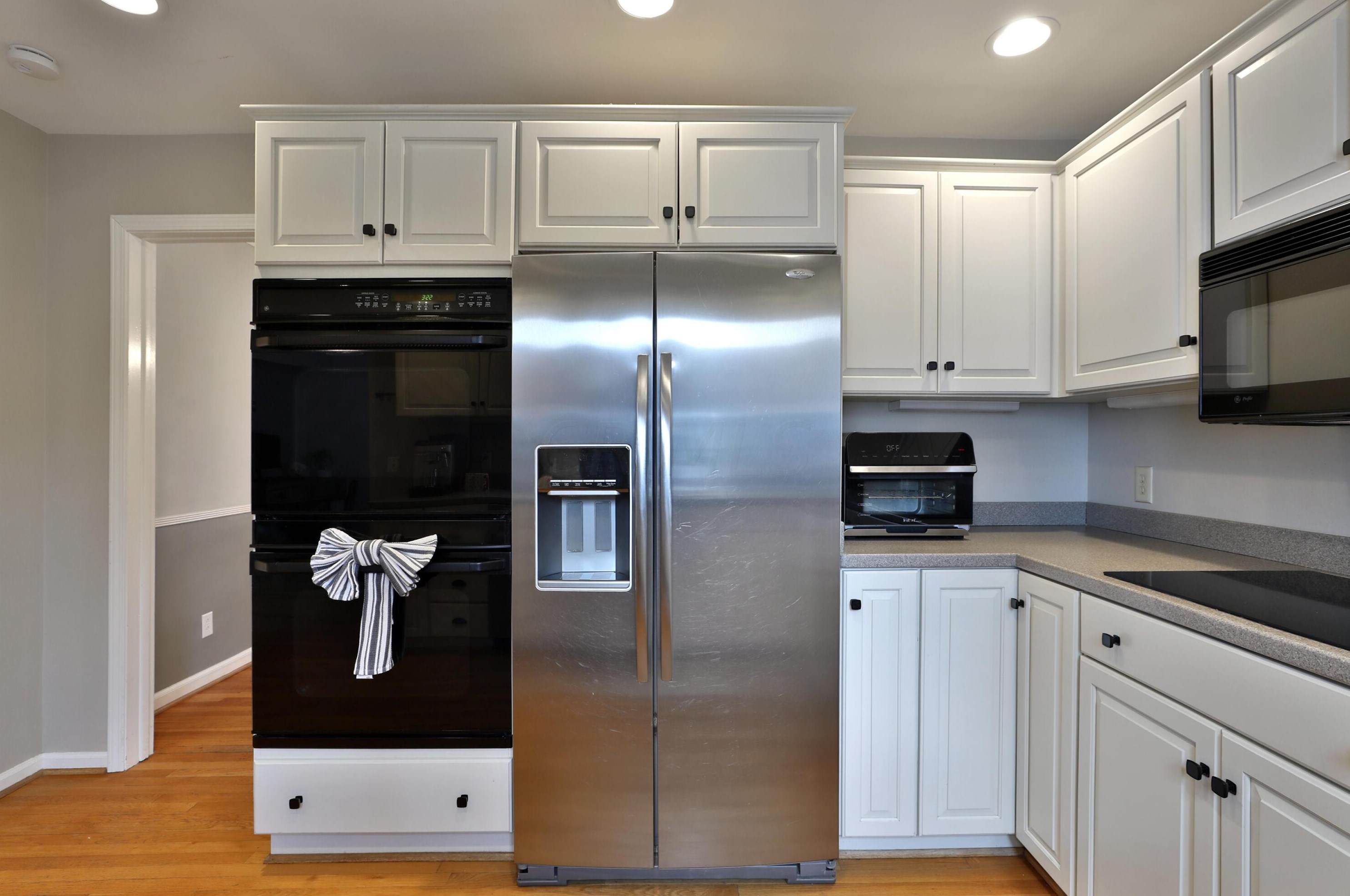 113 Riverglen Dr, Columbus OH 43085-3665 exterior