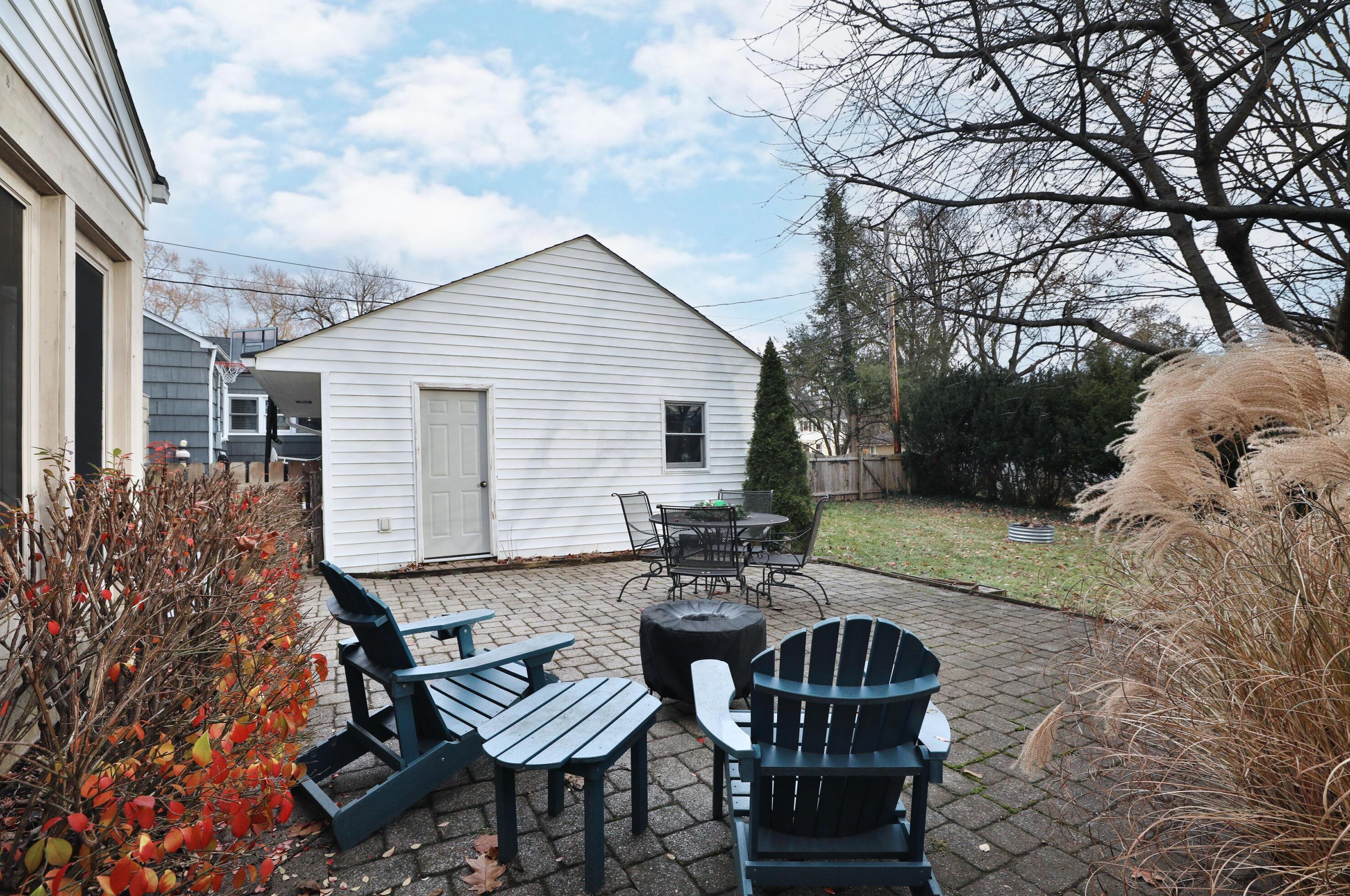 113 Riverglen Dr, Columbus OH 43085-3665 exterior