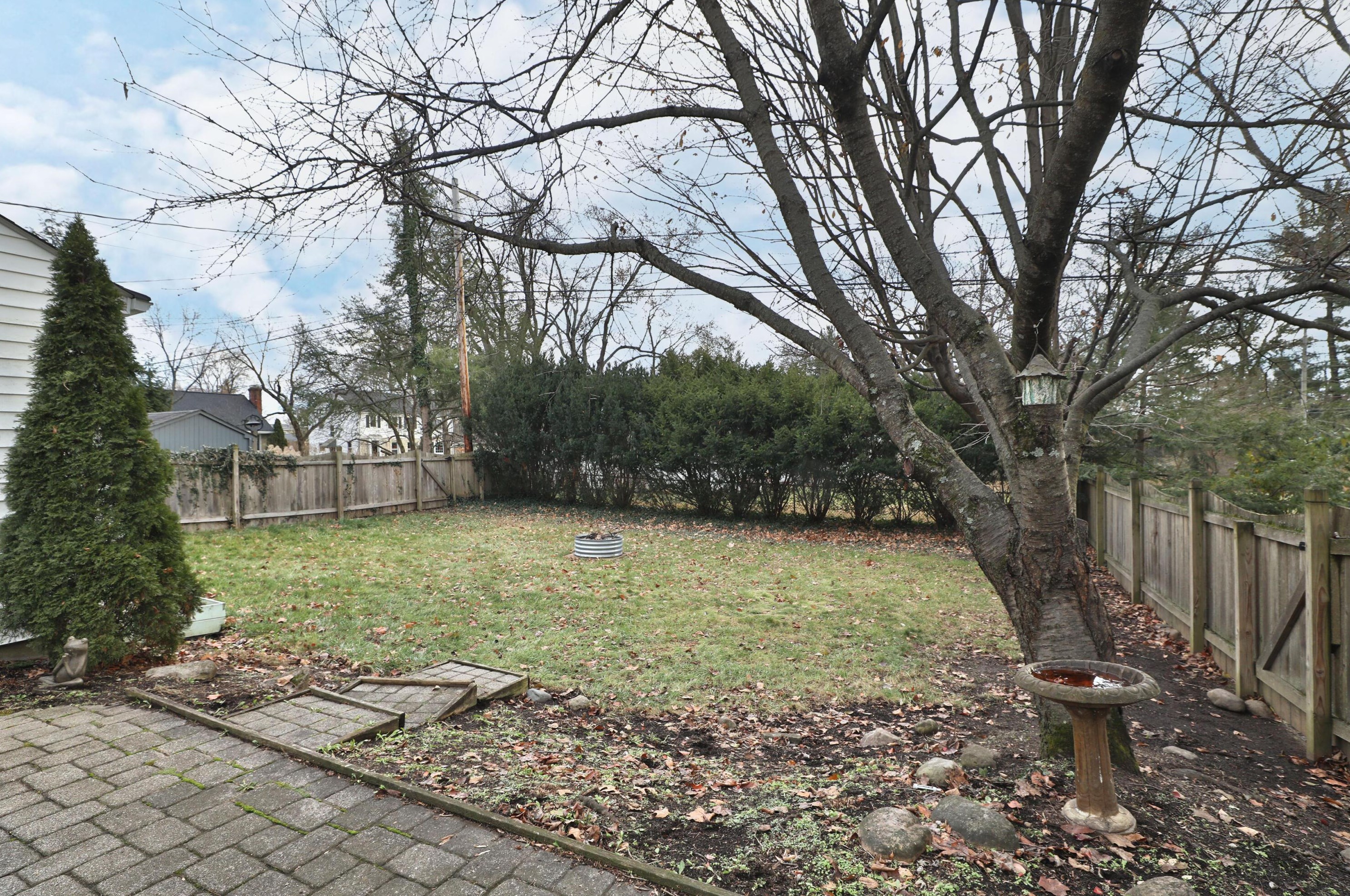 113 Riverglen Dr, Columbus OH 43085-3665 exterior