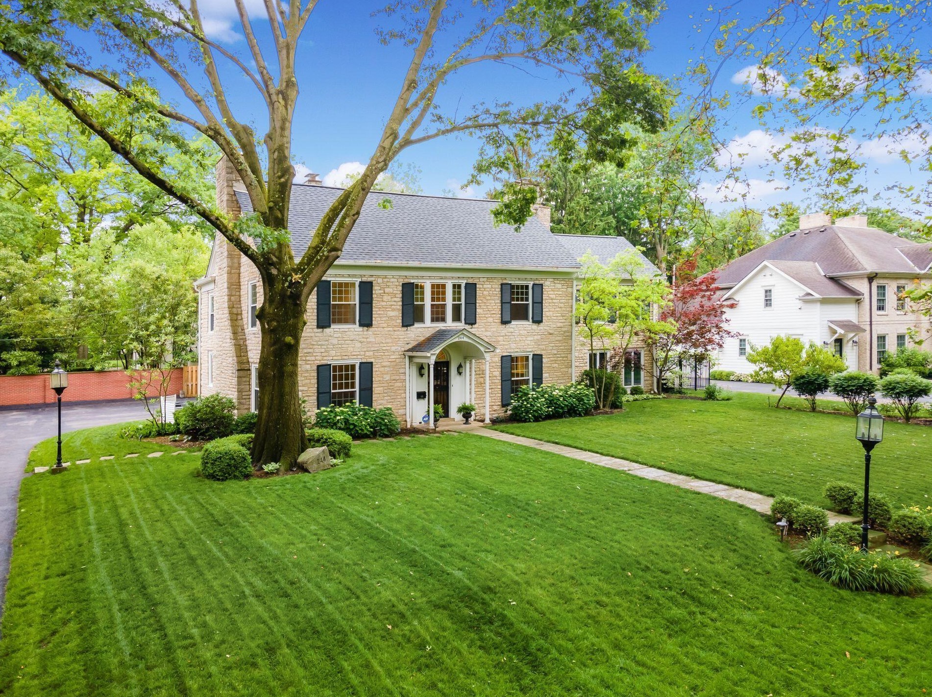 244 Stanbery Ave, Columbus, OH 43209-1466