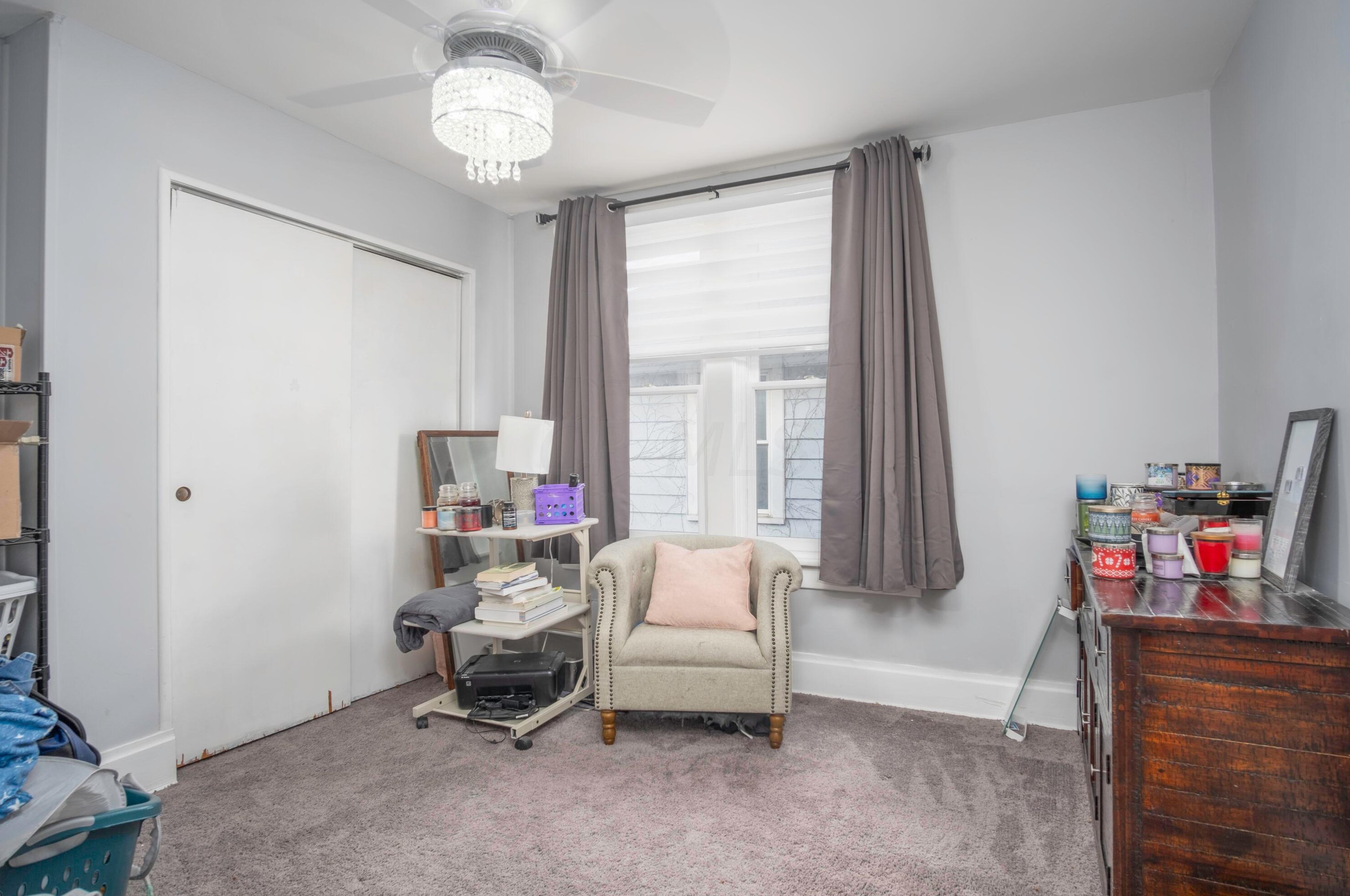 255 Warren Ave, Columbus OH  43204-3056 exterior