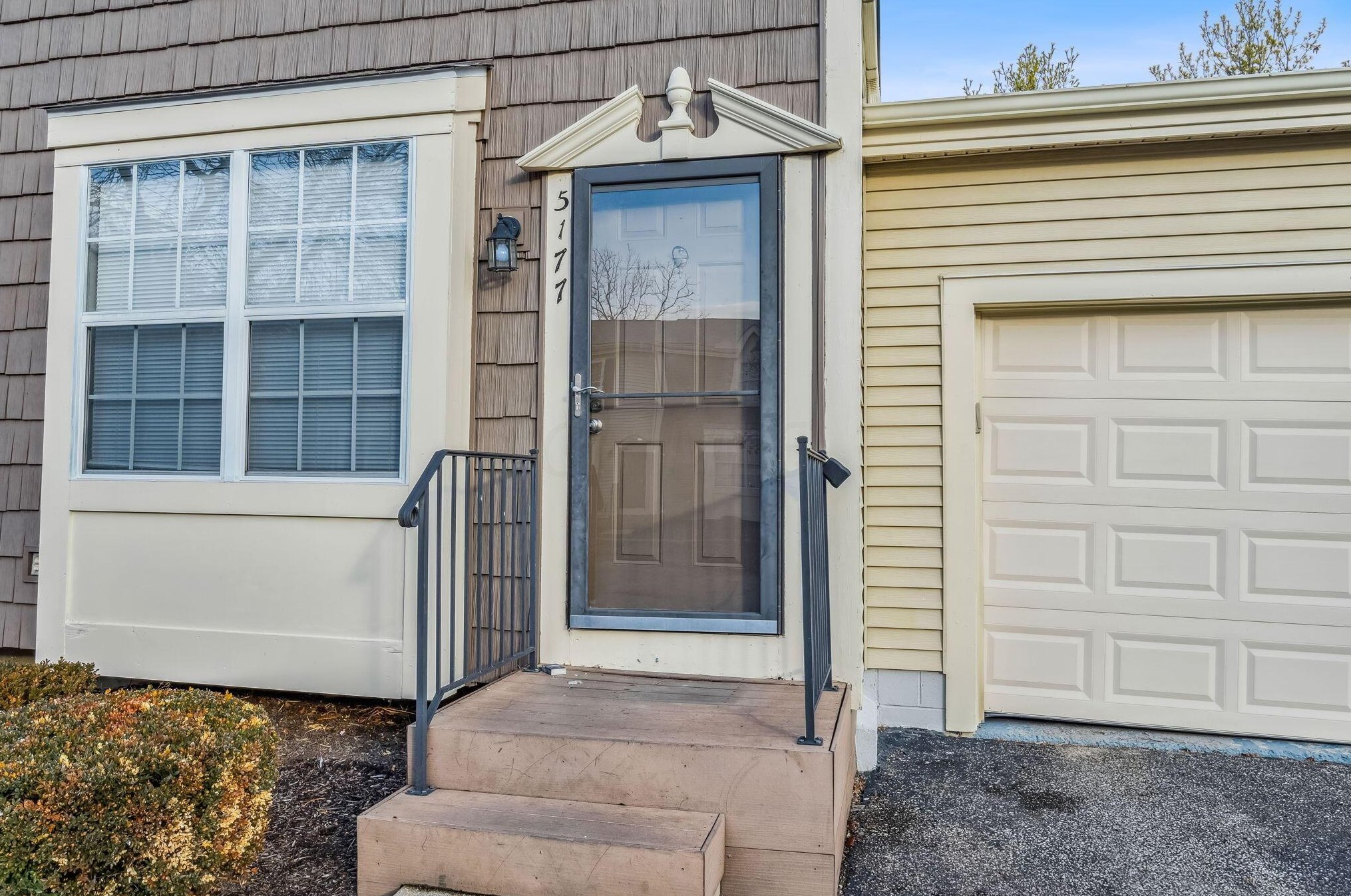 5177 Singleton Dr #45d, Hilliard, OH