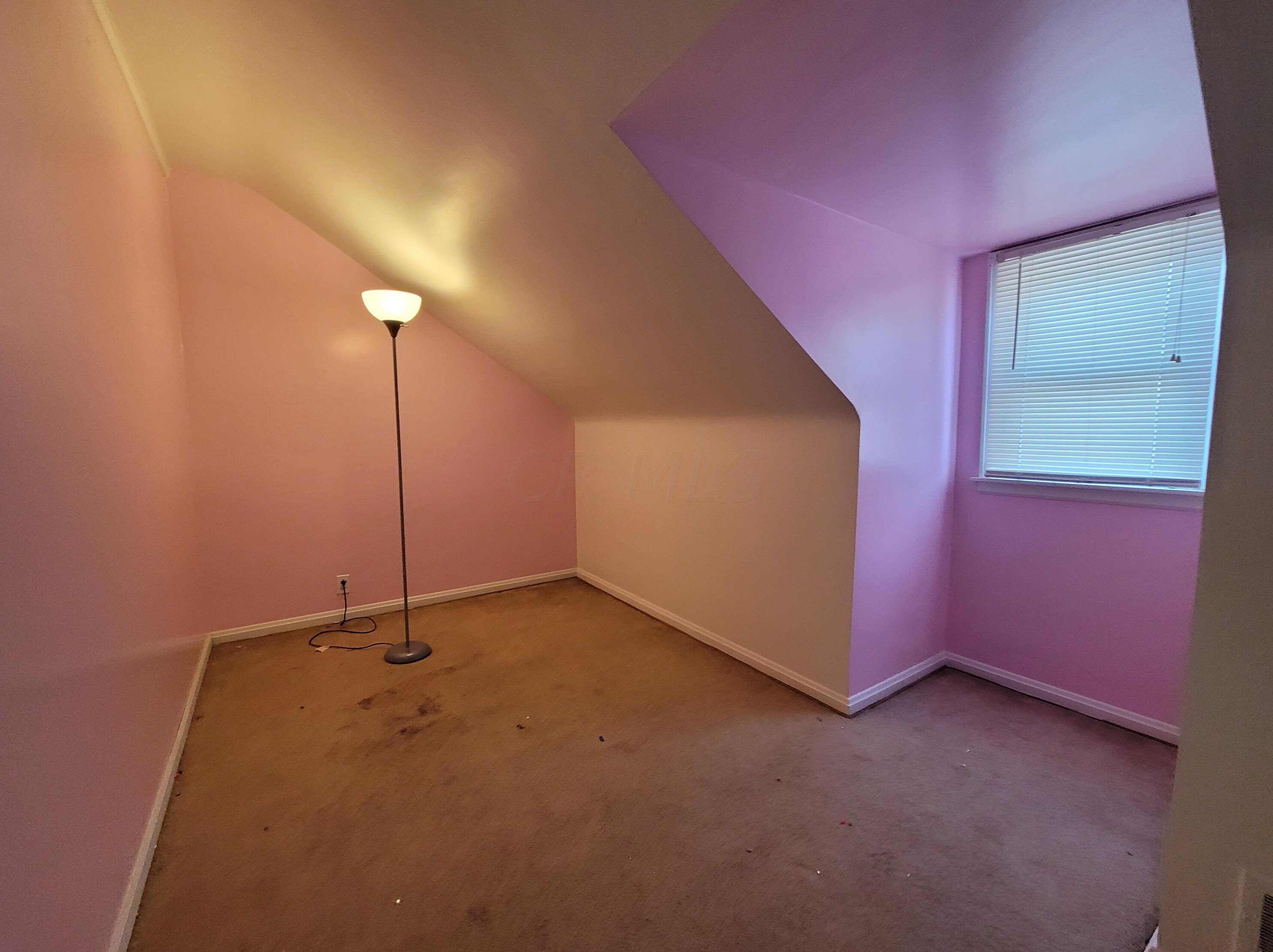 556 Townview Cir, Mansfield OH  44907-1136 exterior