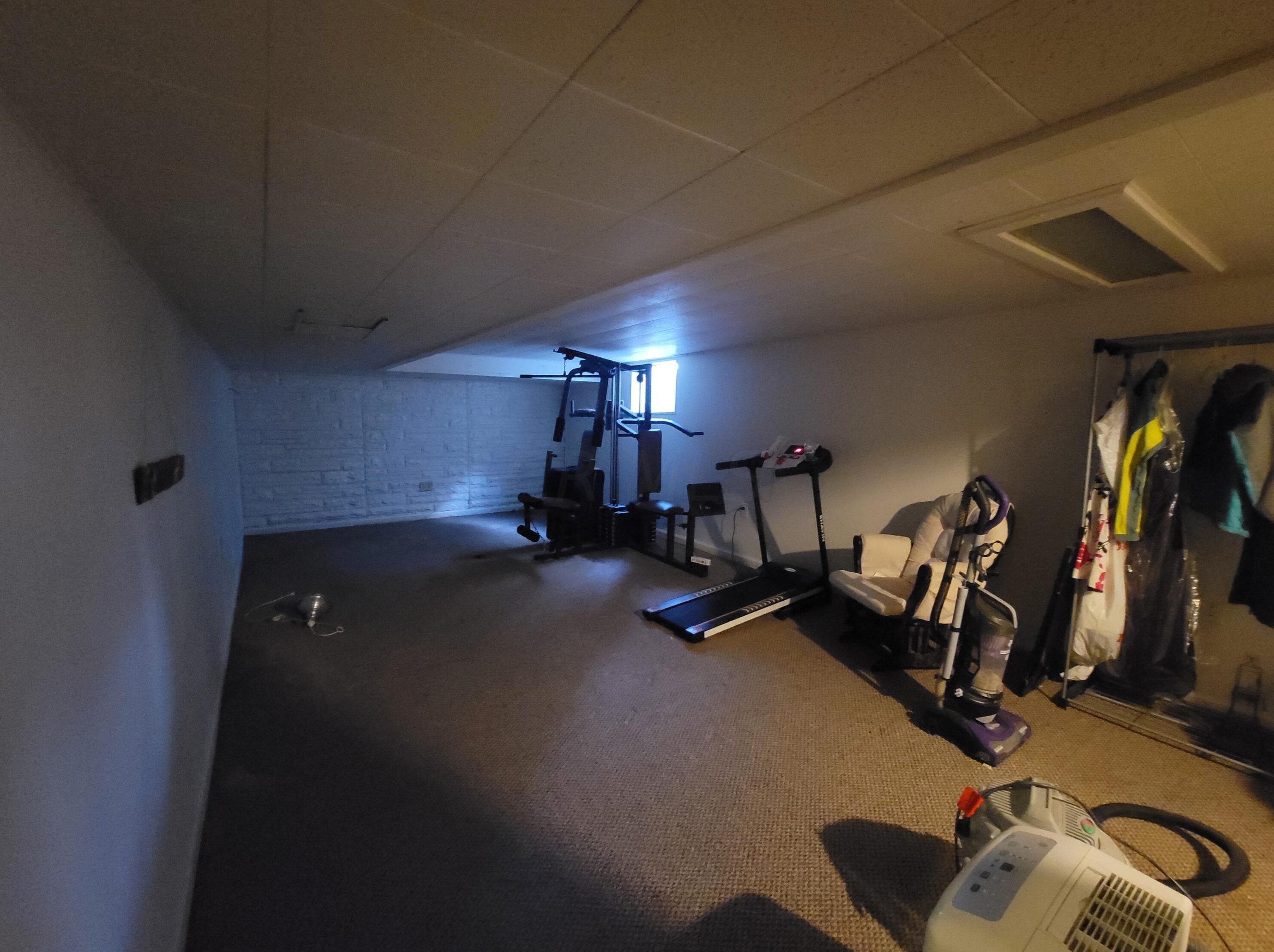 556 Townview Cir, Mansfield OH  44907-1136 exterior