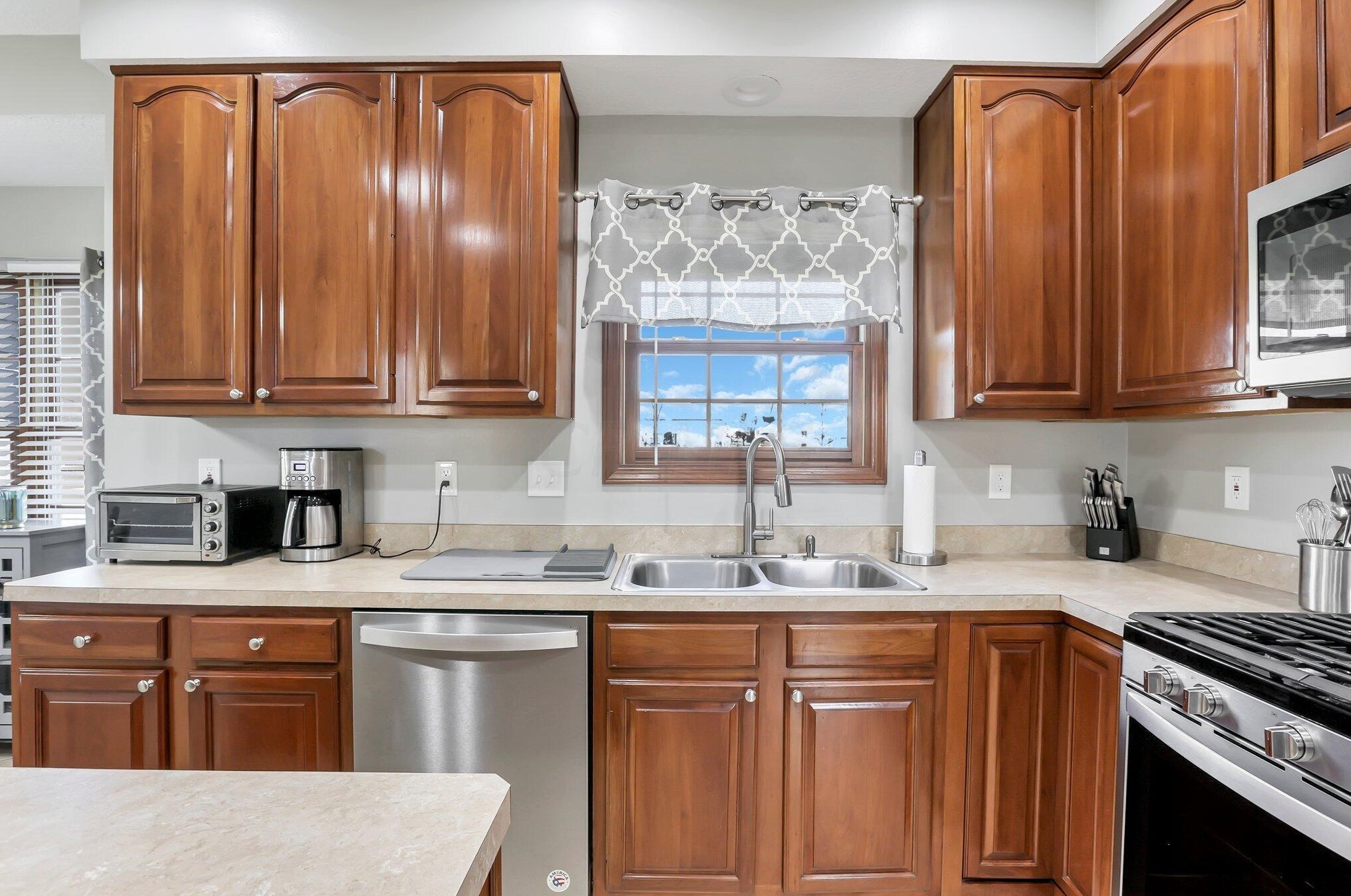 12500 Teal Ln, Pickerington OH  43147-8306 exterior