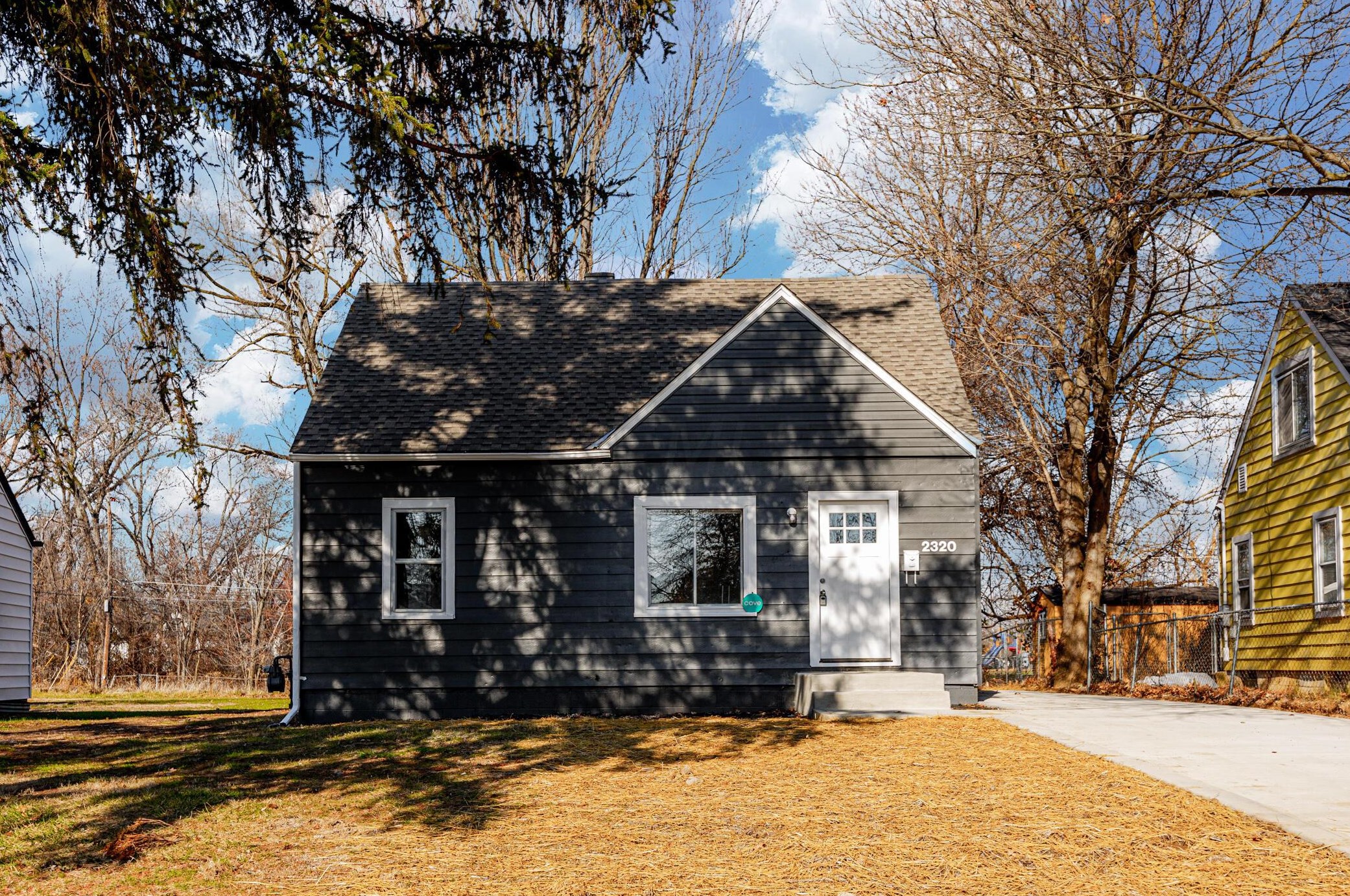 2320 Vendome Dr, Columbus, OH 43219-1427