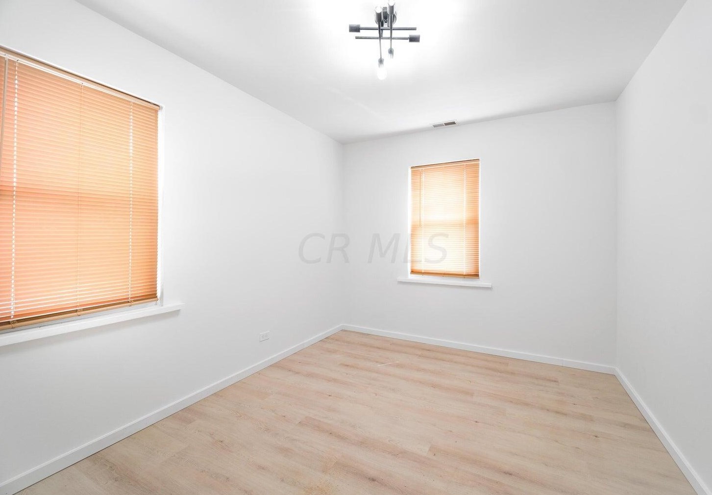 205 Oakley Ave, Columbus OH  43204-3218 exterior