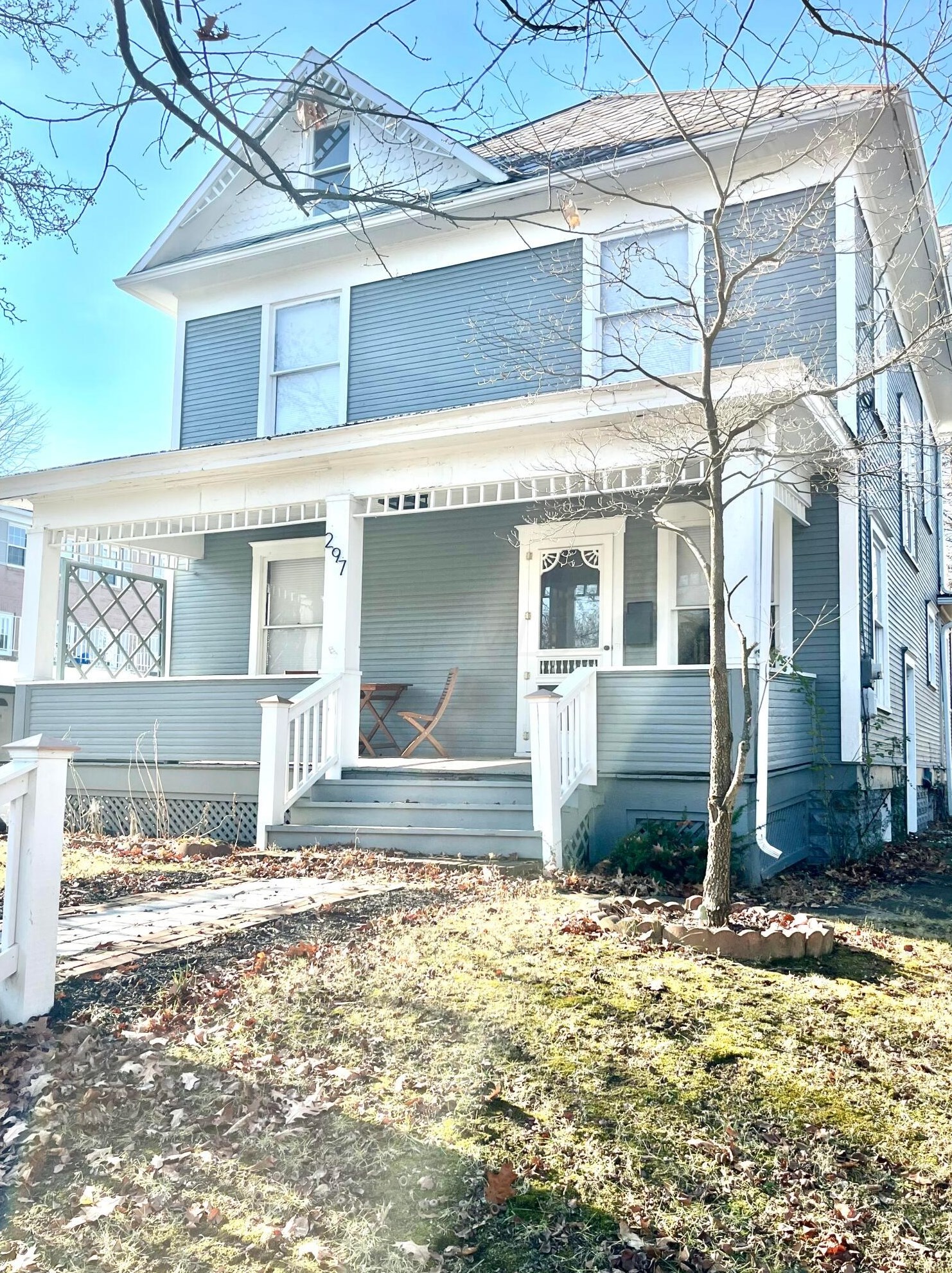 297 N Sandusky St, Delaware, OH 43015
