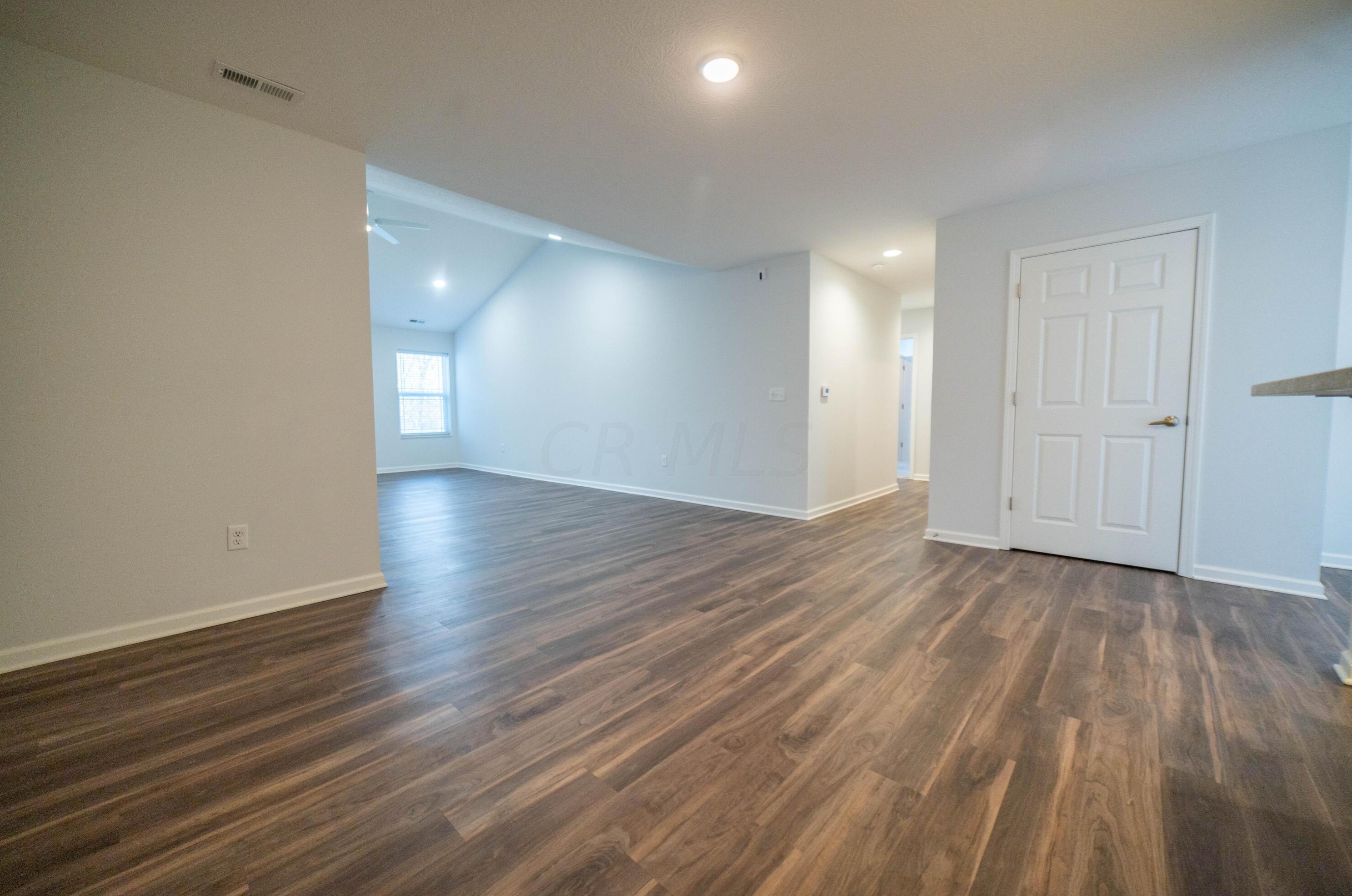 1407 Epworth Forest Dr, Lancaster OH  43130-7755 exterior
