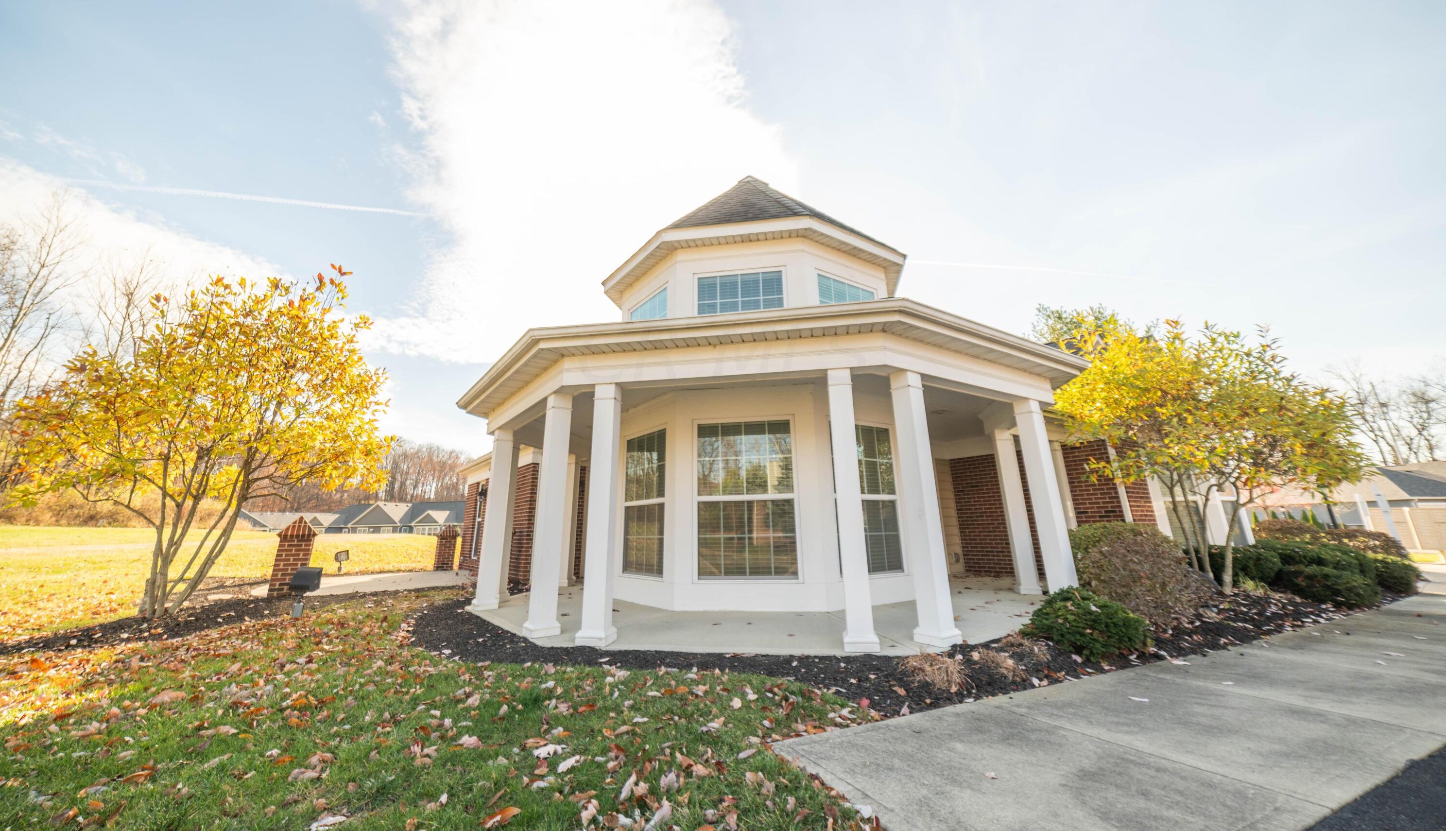 1407 Epworth Forest Dr, Lancaster OH  43130-7755 exterior