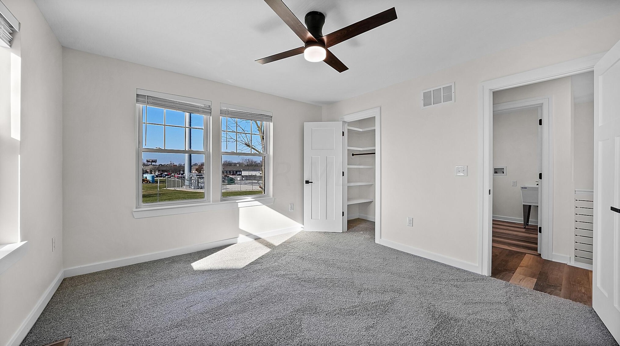 84 Inah Ave, Columbus OH 43228-2679 exterior