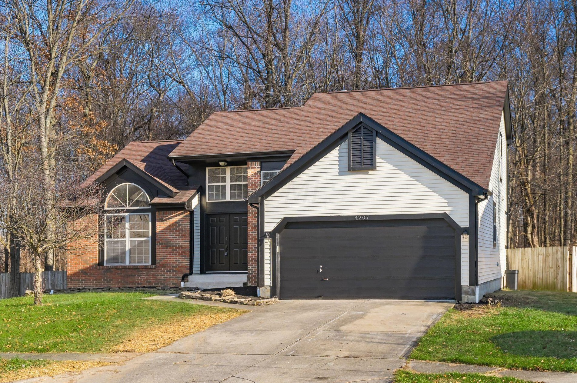 4207 Bromton Ct, Columbus, OH 43230-5426