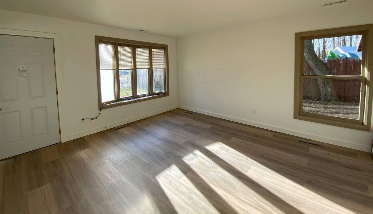 2497 Dawnlight Ave, Columbus OH  43211-1933 exterior