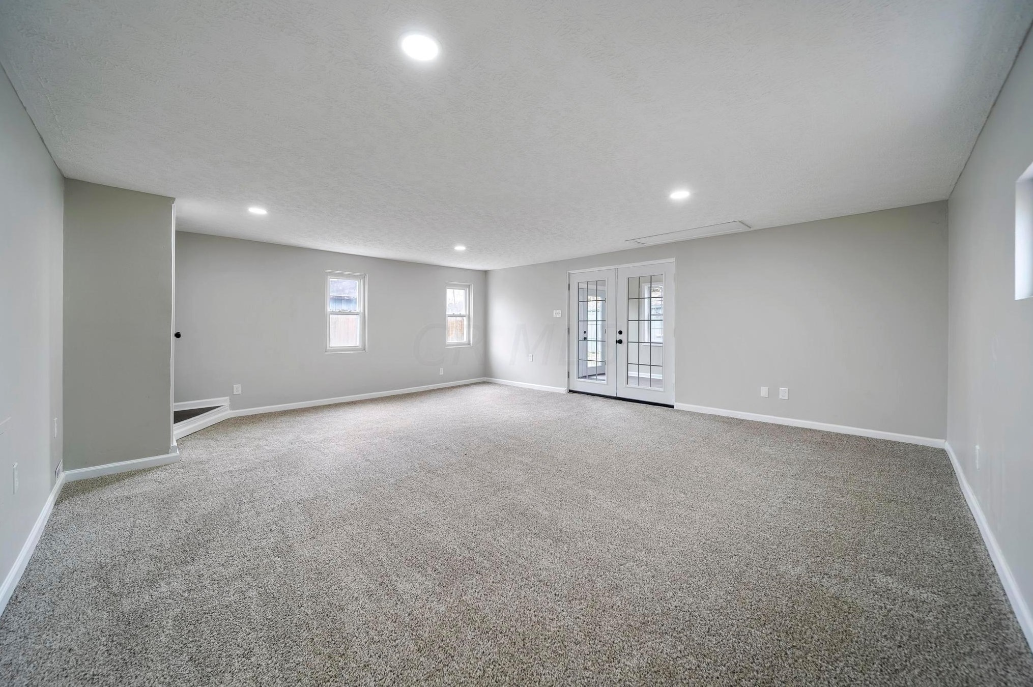 2477 Edsel Ave, Columbus OH  43207-2103 exterior