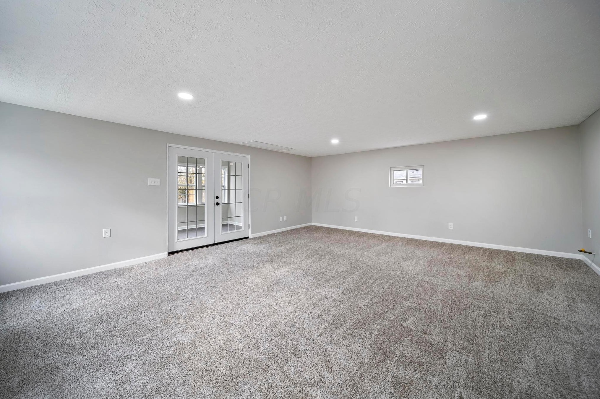 2477 Edsel Ave, Columbus OH  43207-2103 exterior