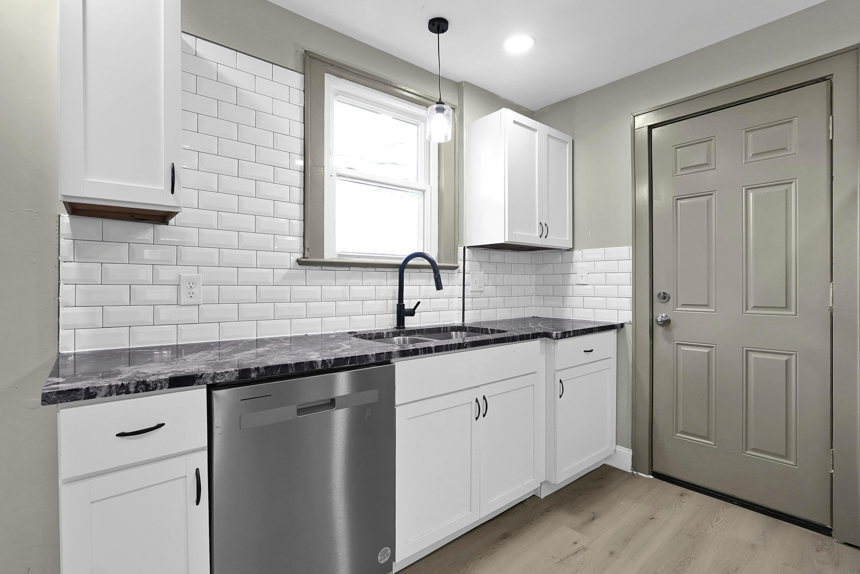 314 Ogden Ave, Columbus OH  43204-3147 exterior