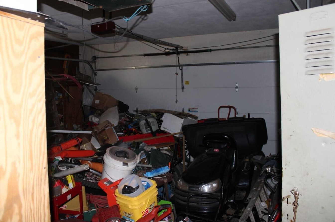 1000 Poling Dr, Columbus OH 43224-1956 exterior