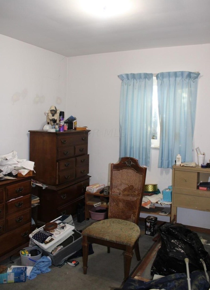 1000 Poling Dr, Columbus OH 43224-1956 exterior