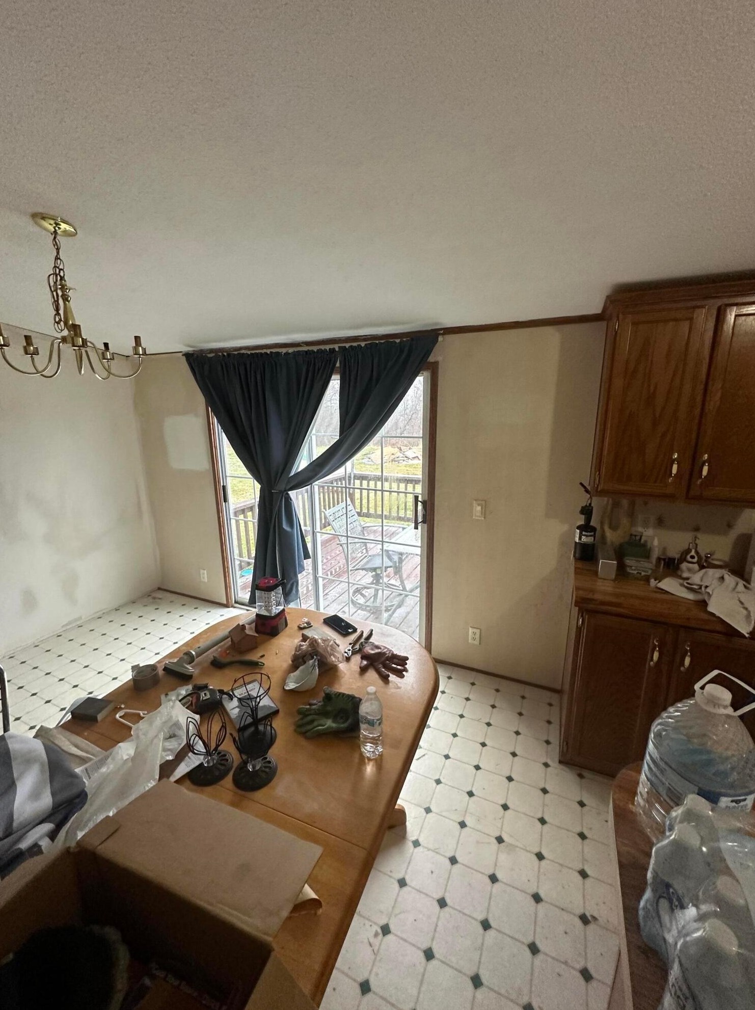 834 Thomas Rd, Hide Away Hills OH  43107-9766 exterior