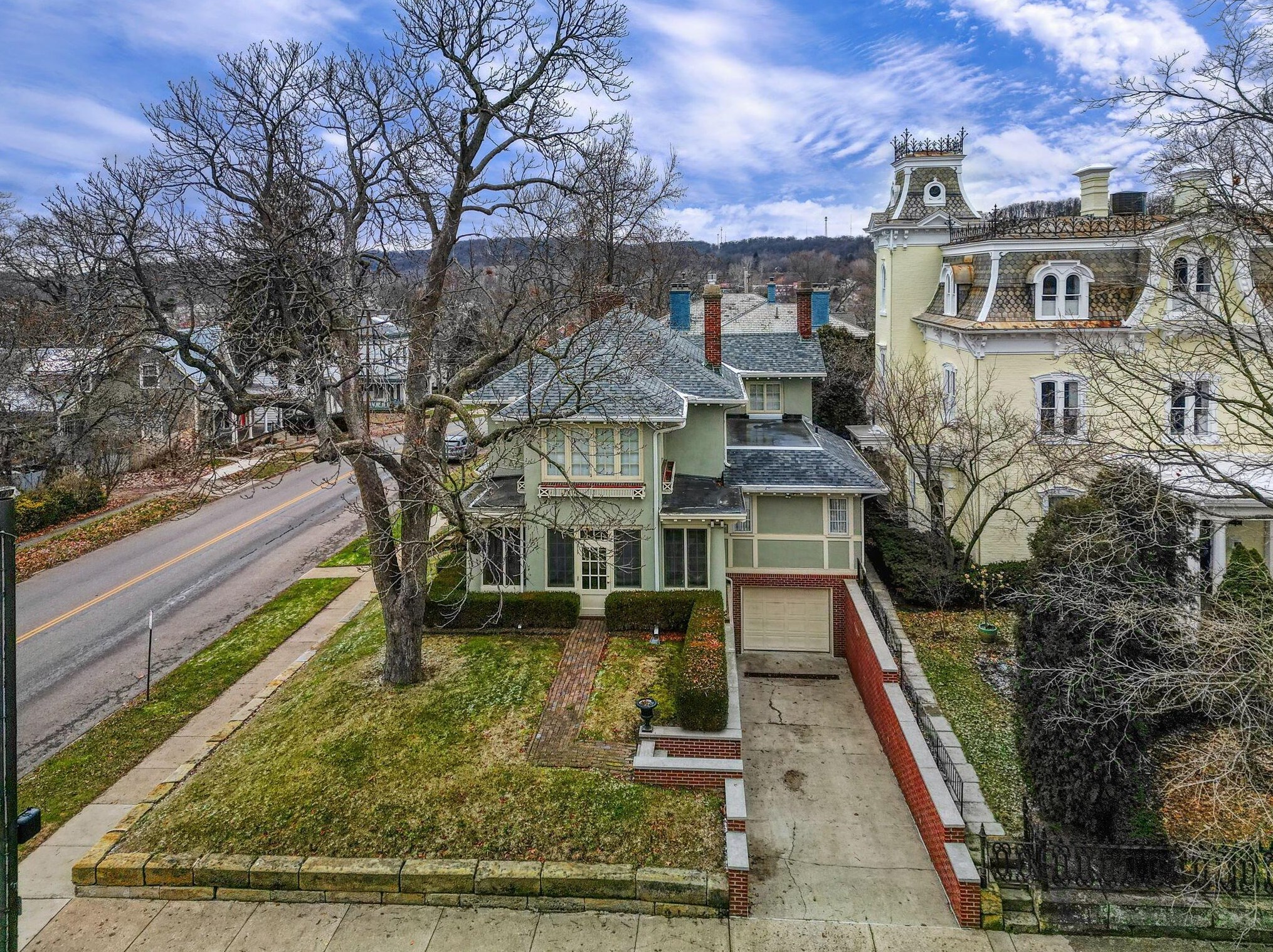 306 High St, Lancaster OH  43130-4427 exterior