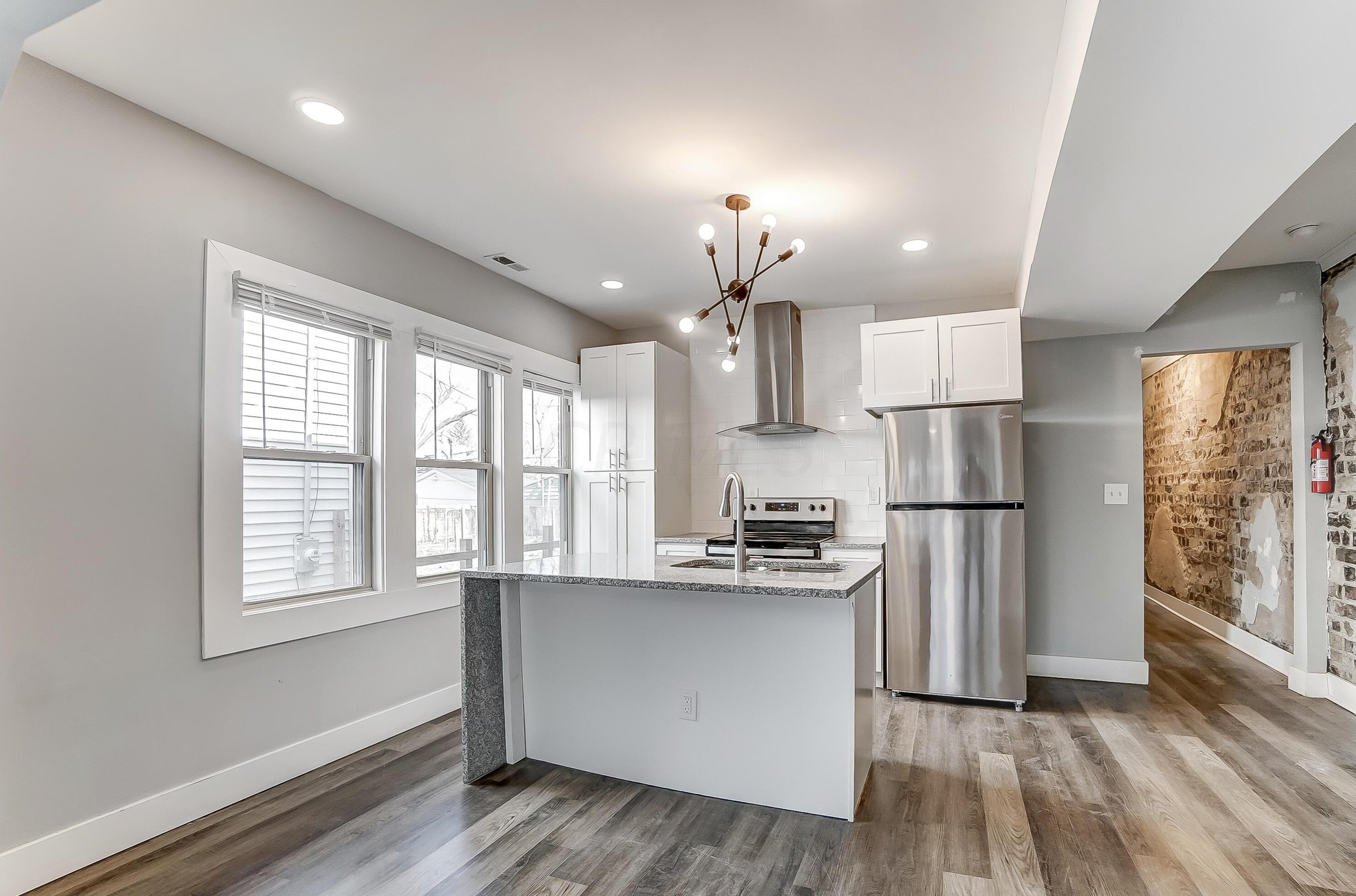 954 Ohio Ave, Columbus OH 43206-1559 exterior