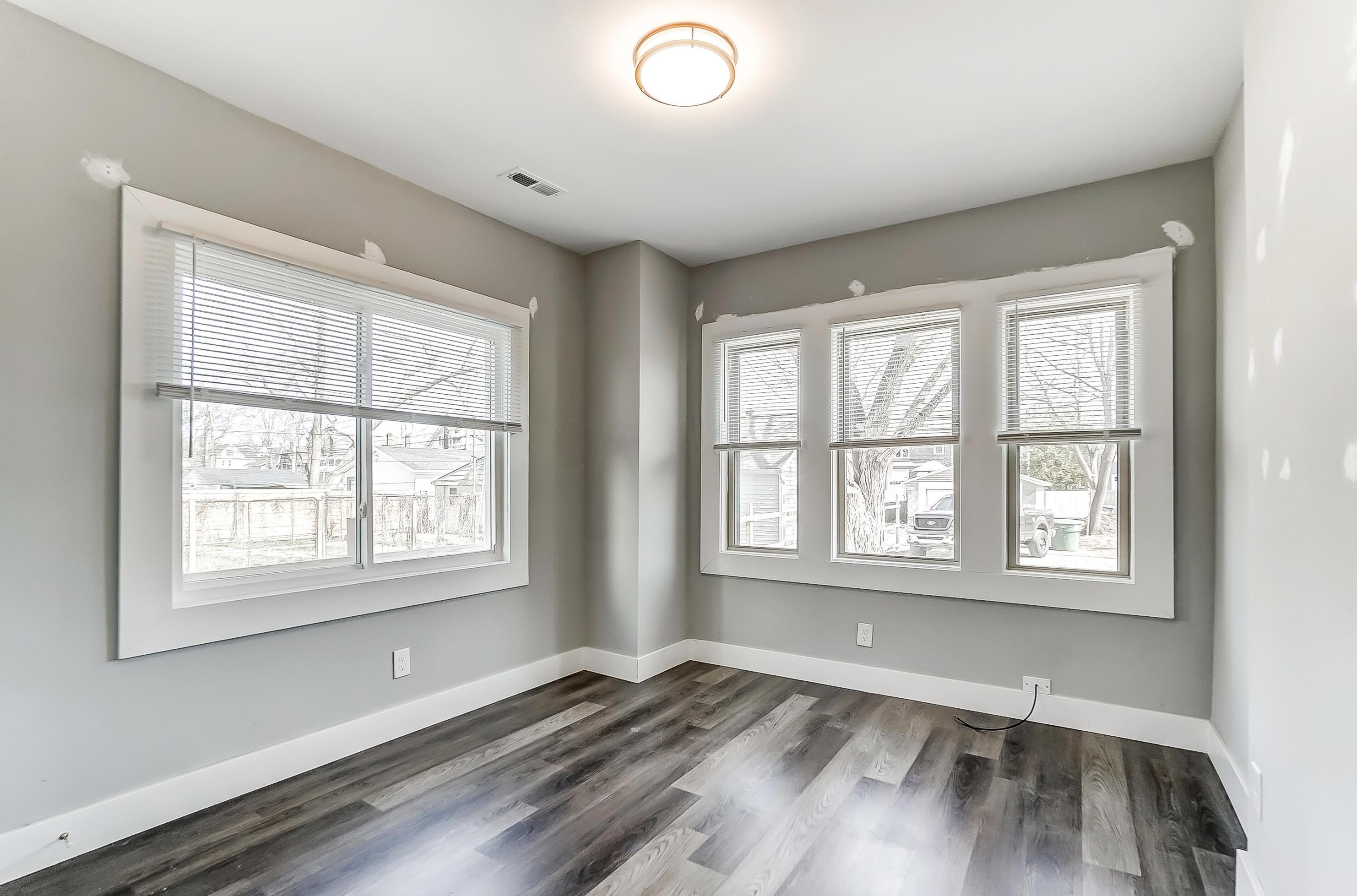 954 Ohio Ave, Columbus OH 43206-1559 exterior