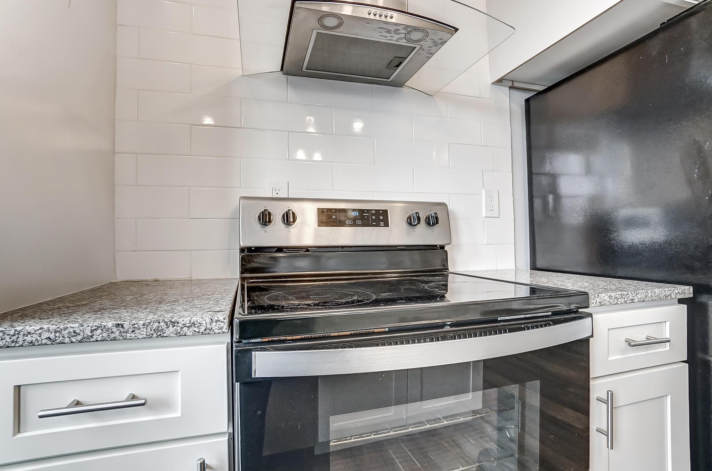 954 Ohio Ave, Columbus OH 43206-1559 exterior