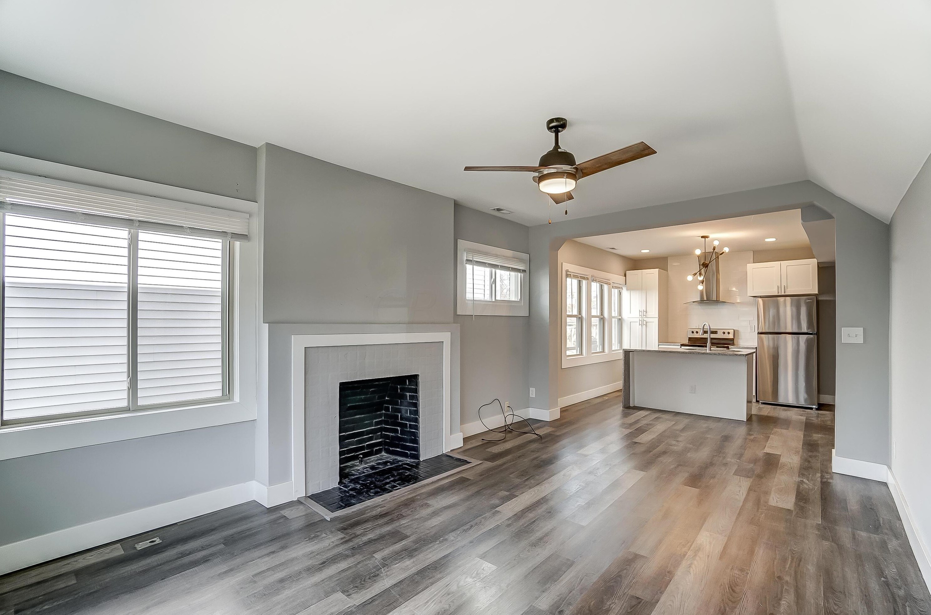 954 Ohio Ave, Columbus OH 43206-1559 exterior