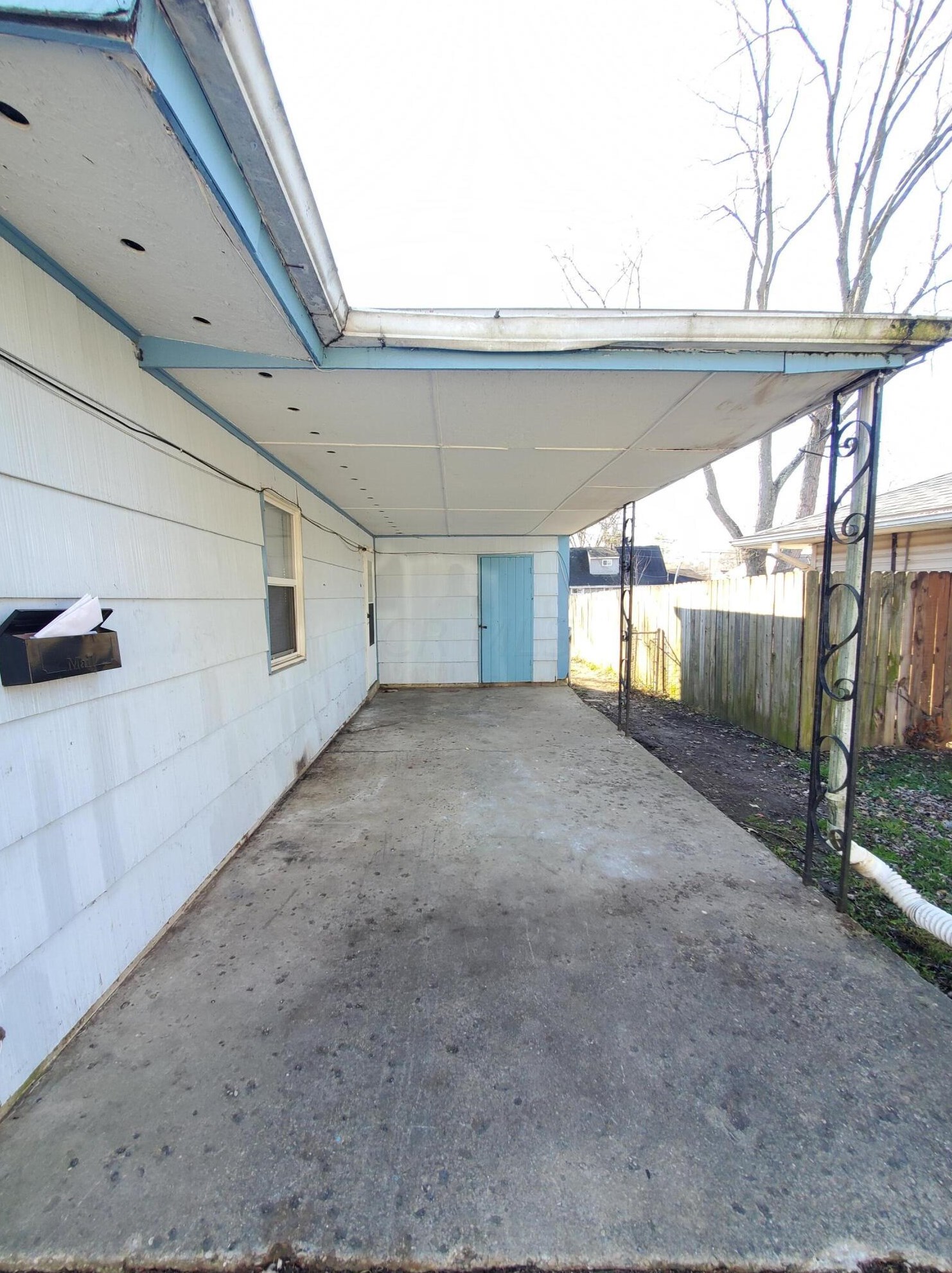 4691 Janis Dr, Columbus, OH 43227-2511