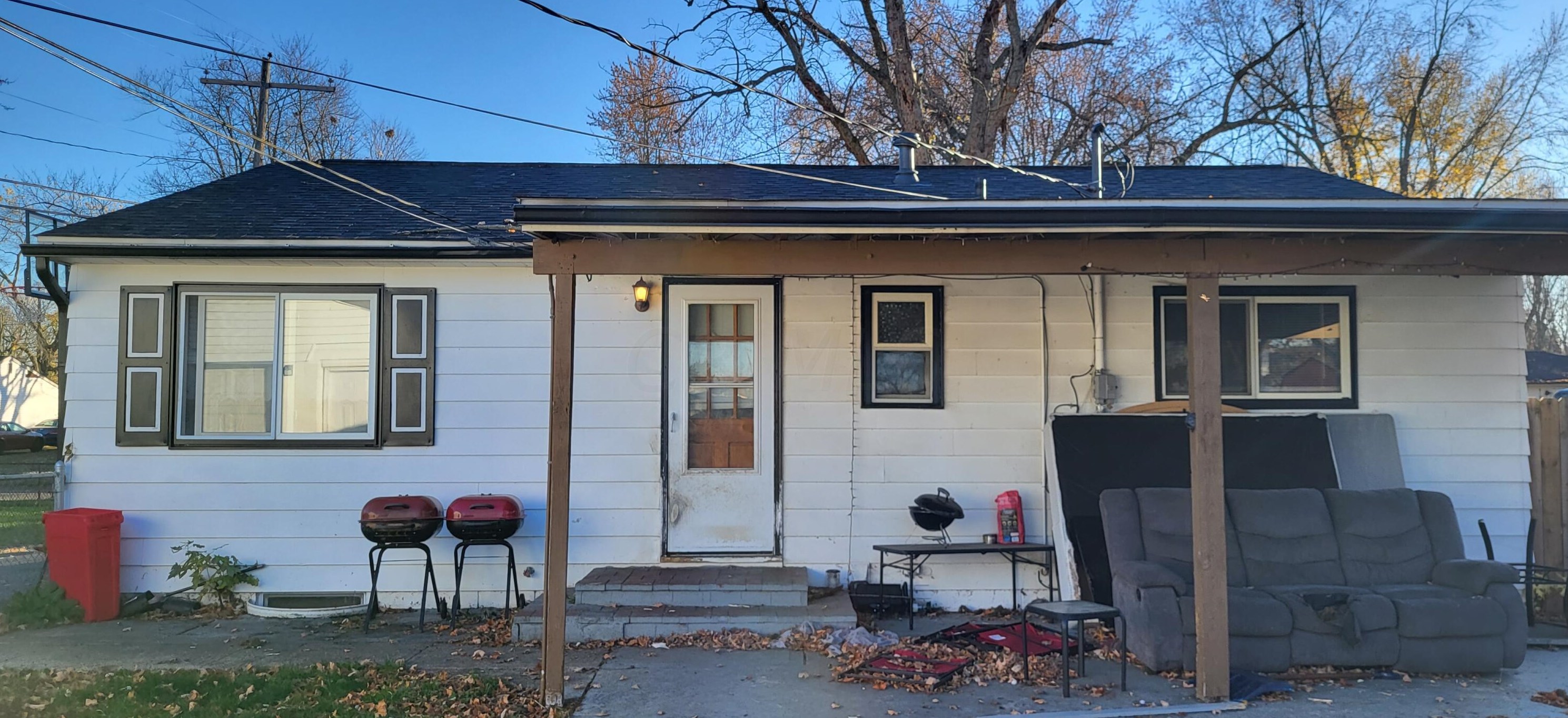 5018 Zimmer Dr, Columbus OH  43232-6046 exterior