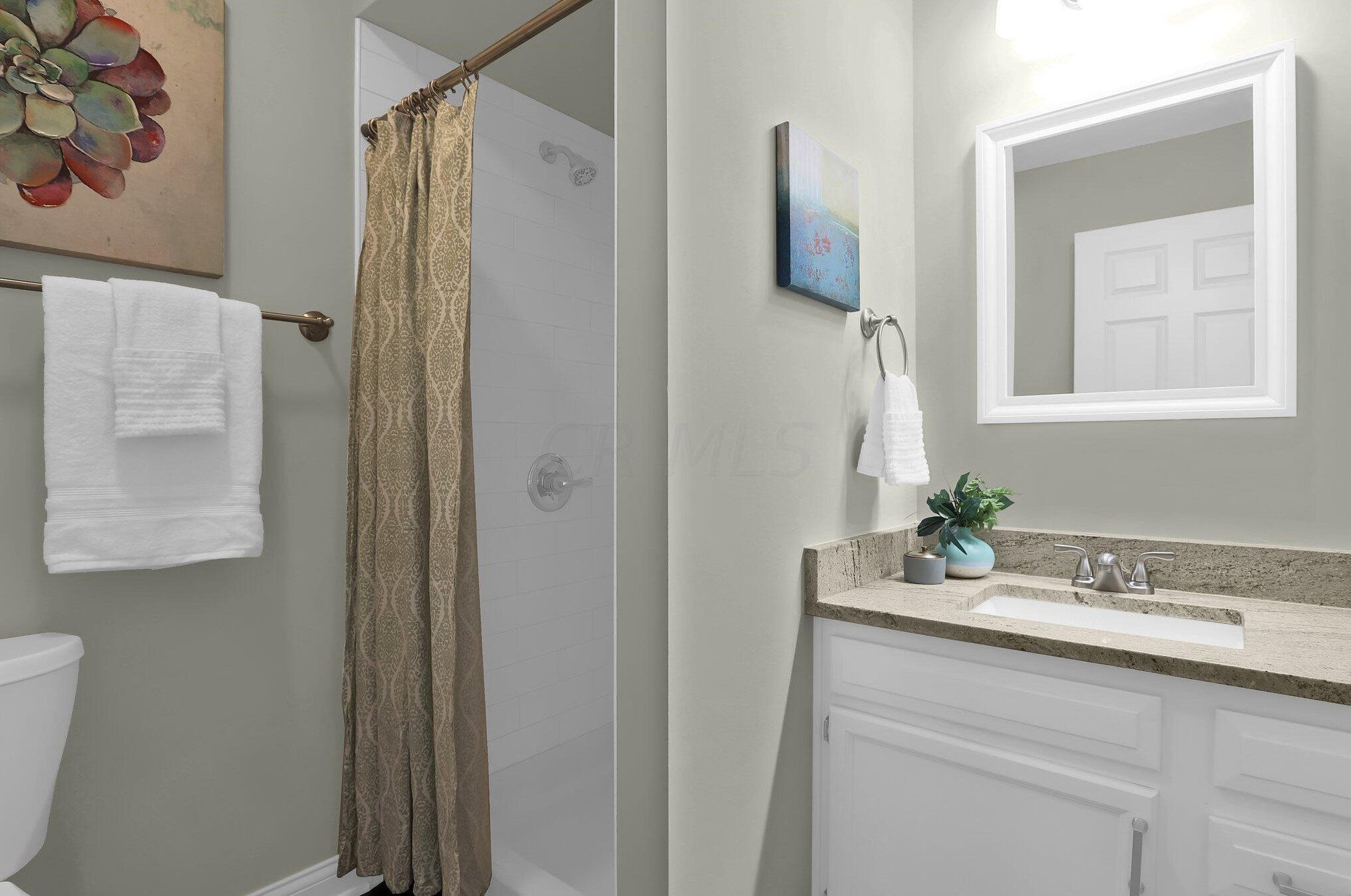 4470 White Leaf Way, Columbus OH  43228-6447 exterior