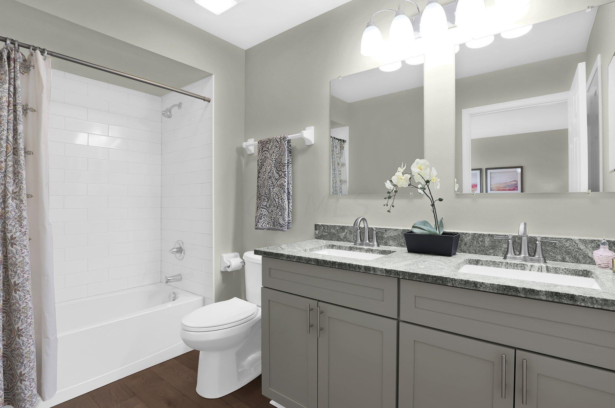 4470 White Leaf Way, Columbus OH  43228-6447 exterior