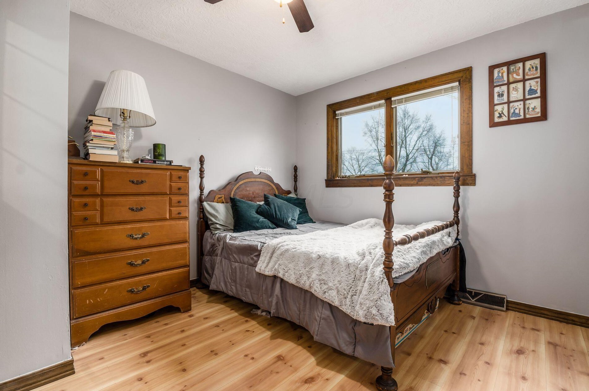 2818 Palisades Ave, Columbus OH  43207-3547 exterior