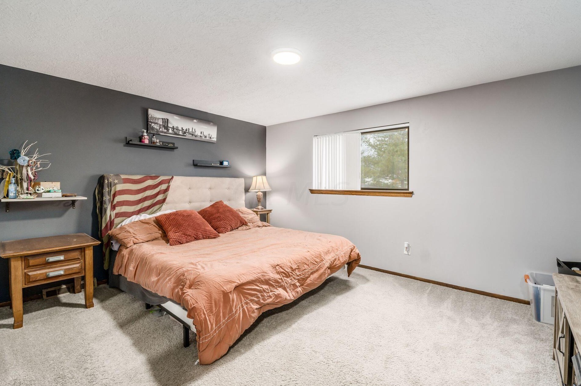 2818 Palisades Ave, Columbus OH  43207-3547 exterior