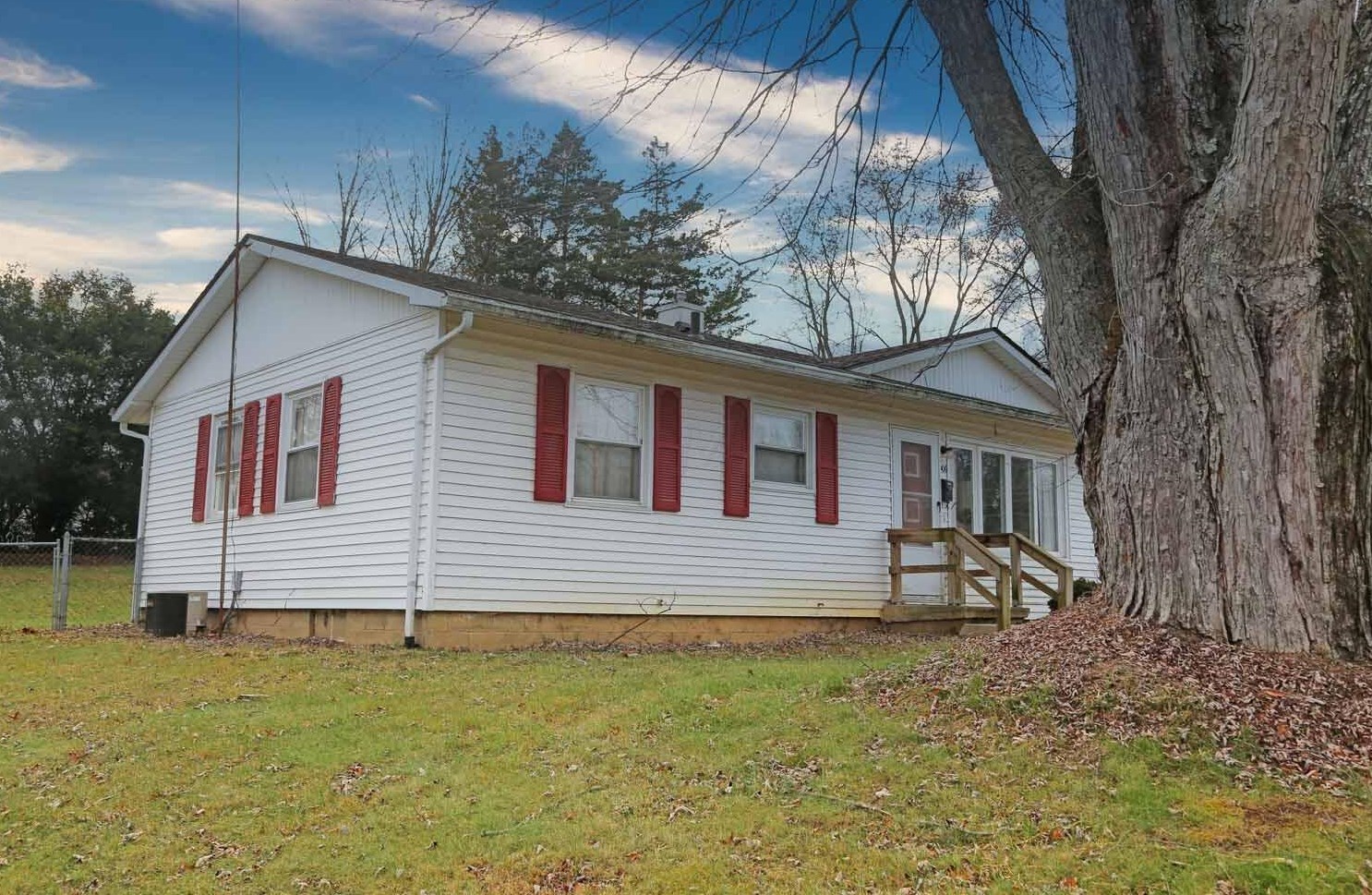 106 Northridge Dr, Mount Vernon, OH 43050