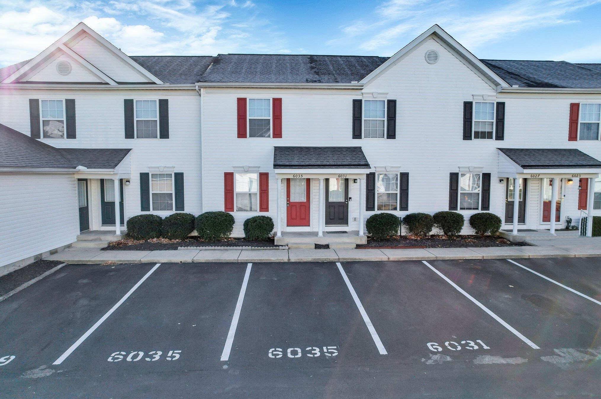 6035 Brice Park Dr #16c, Cnl Wnchstr, OH 43110