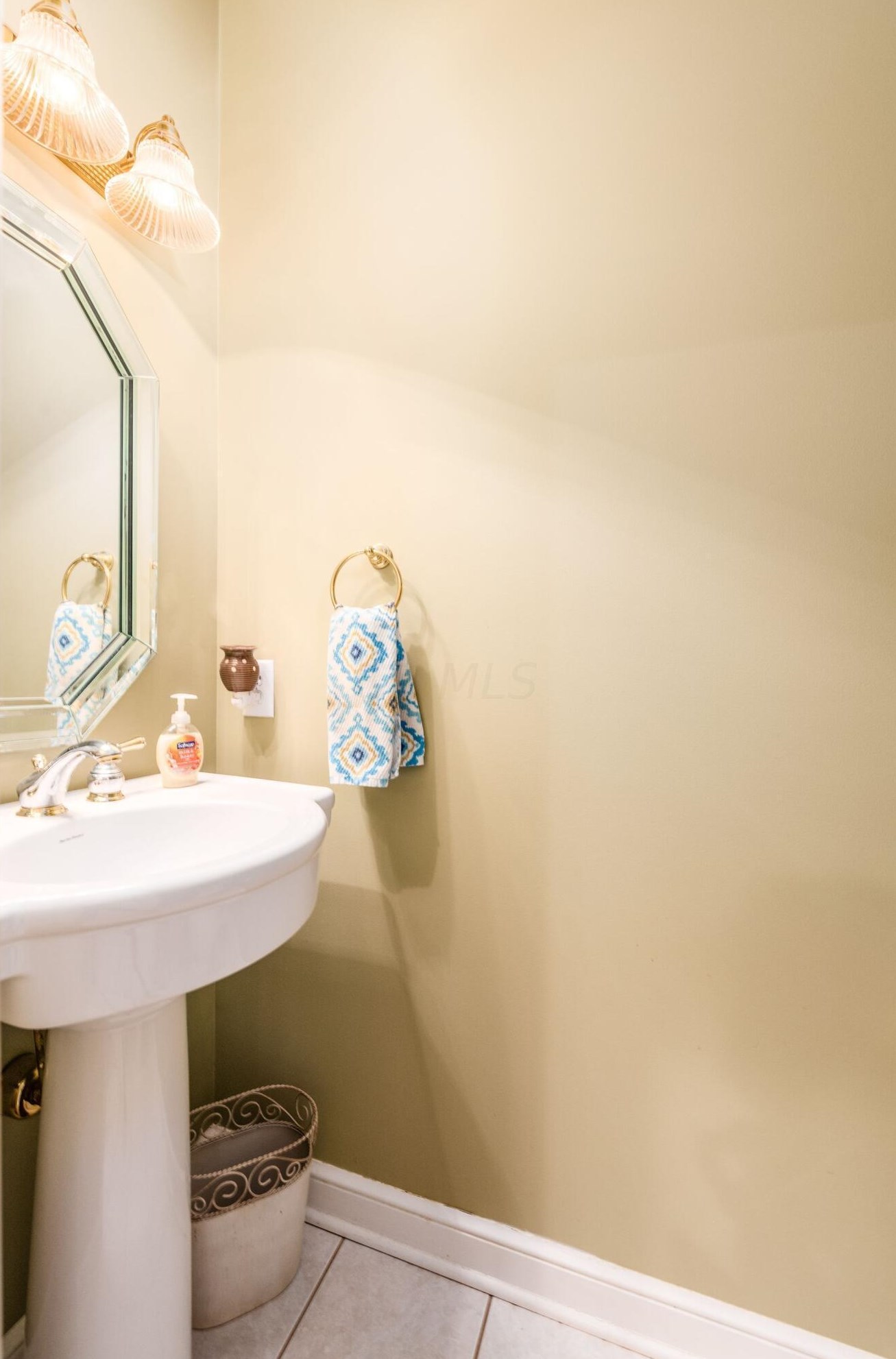 13265 Wellesley Dr, Pickerington OH  43147-8312 exterior