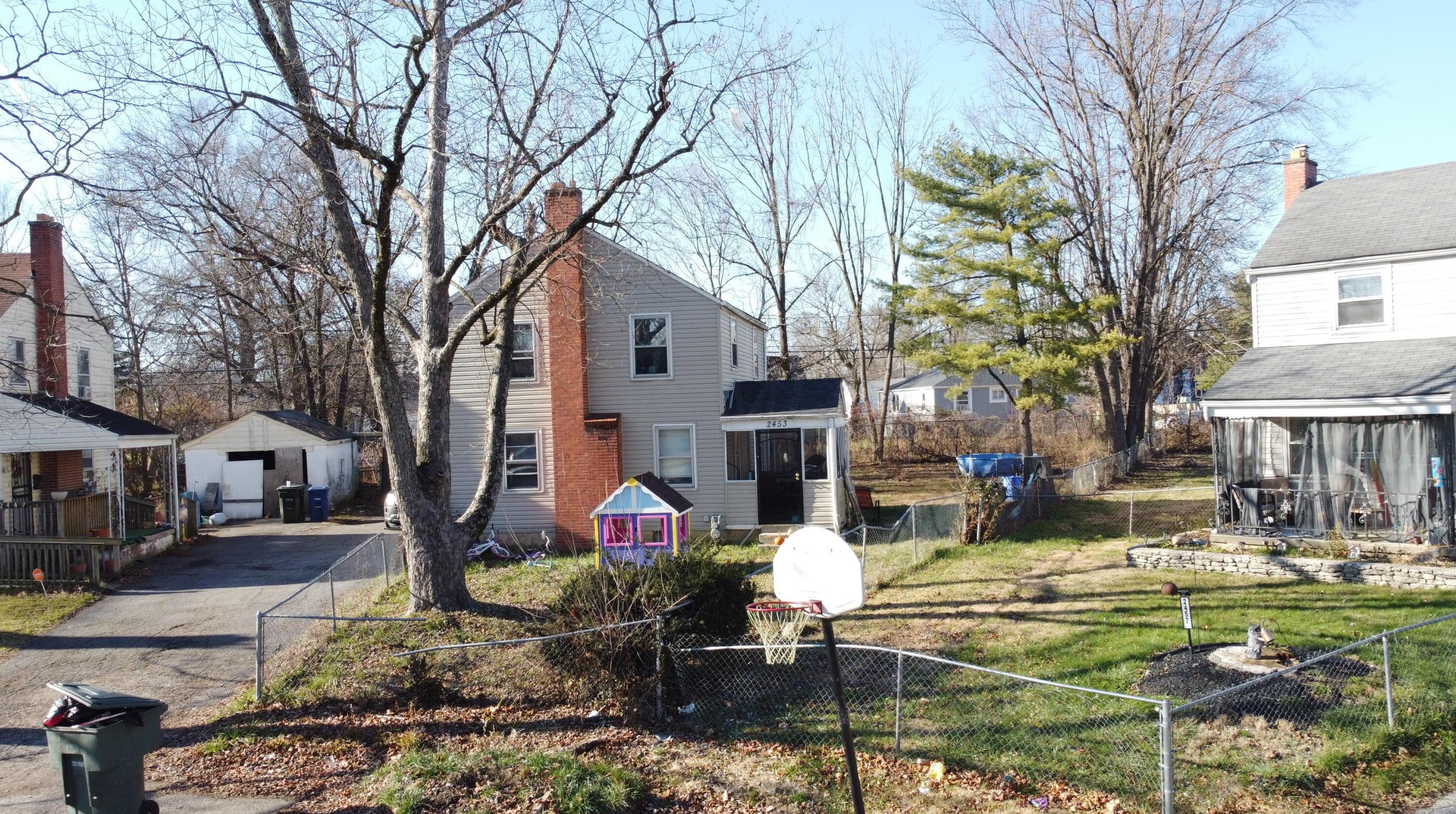 2453 Delbert Rd, Columbus, OH 43211