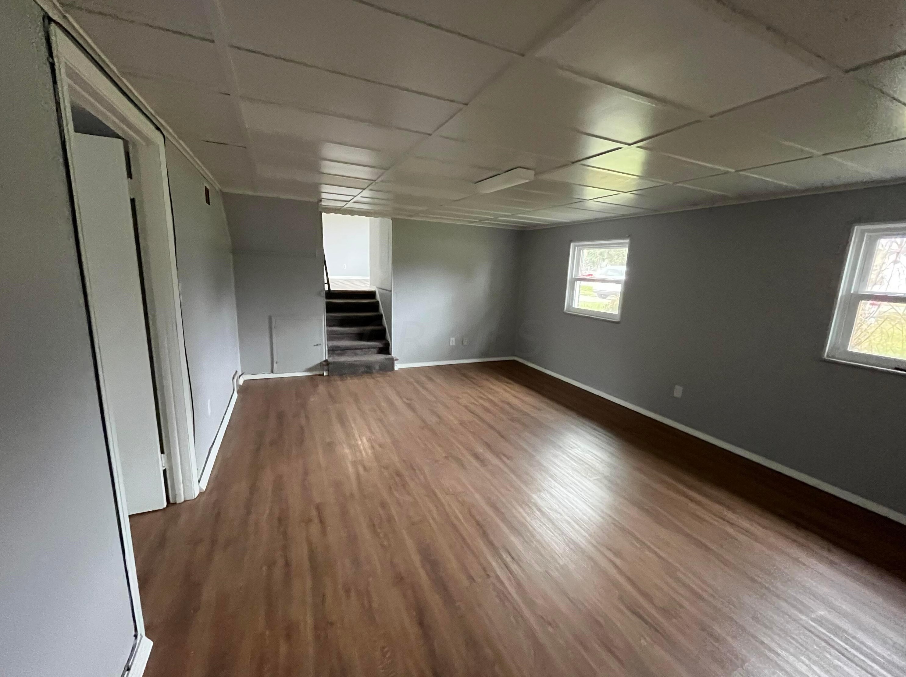 3810 Noe Bixby Rd, Columbus OH  43232-6163 exterior